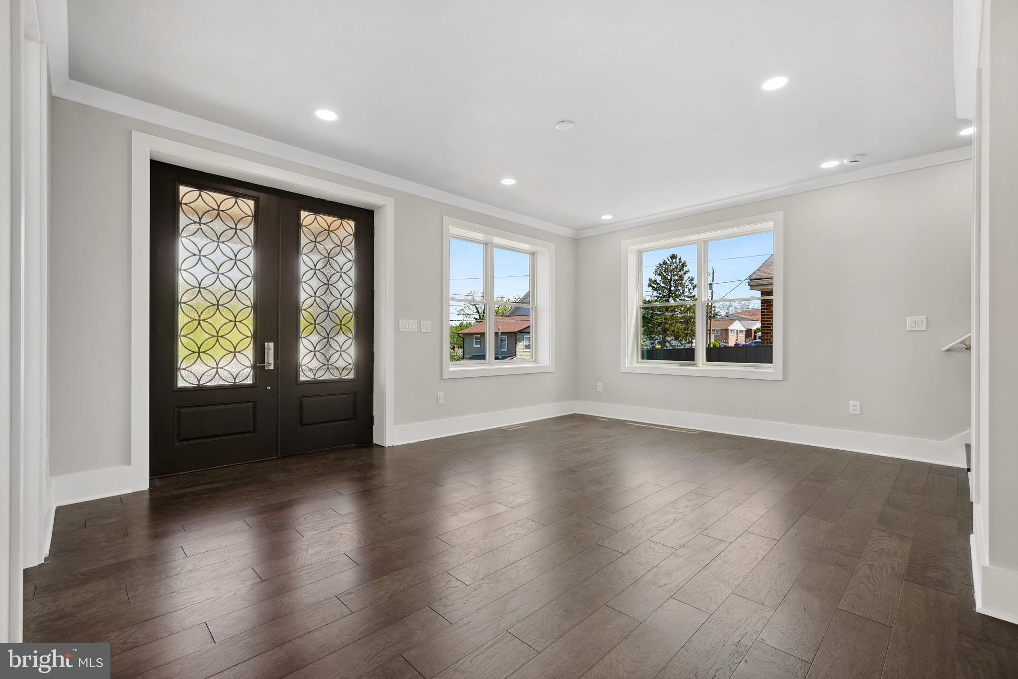 ARLINGTON VIEW - Residential