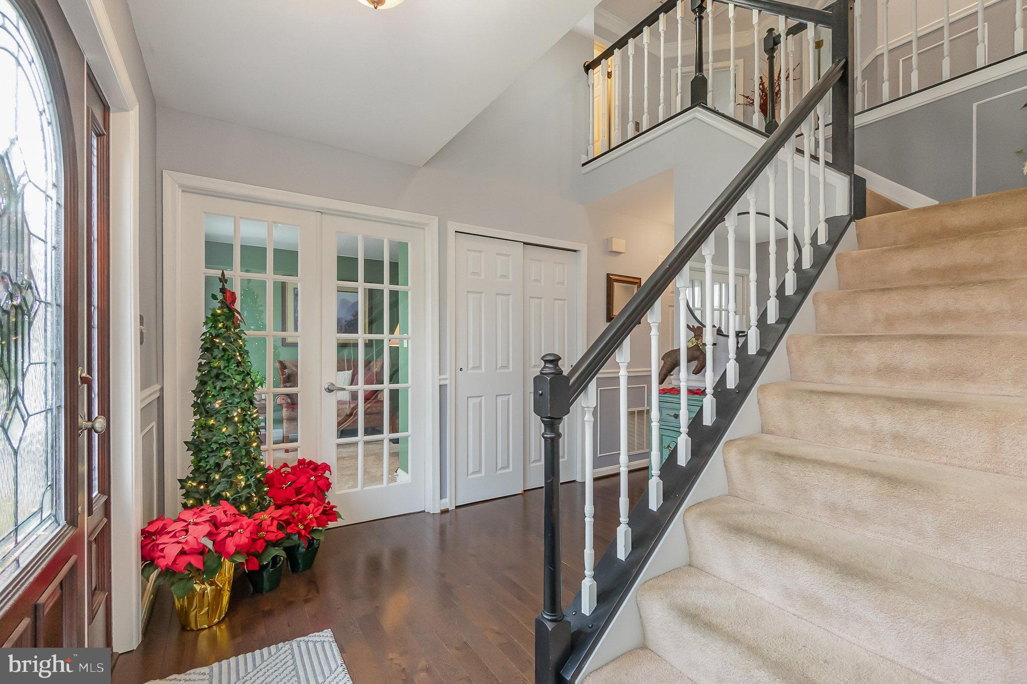 HAMPTON RIDGE - Residential