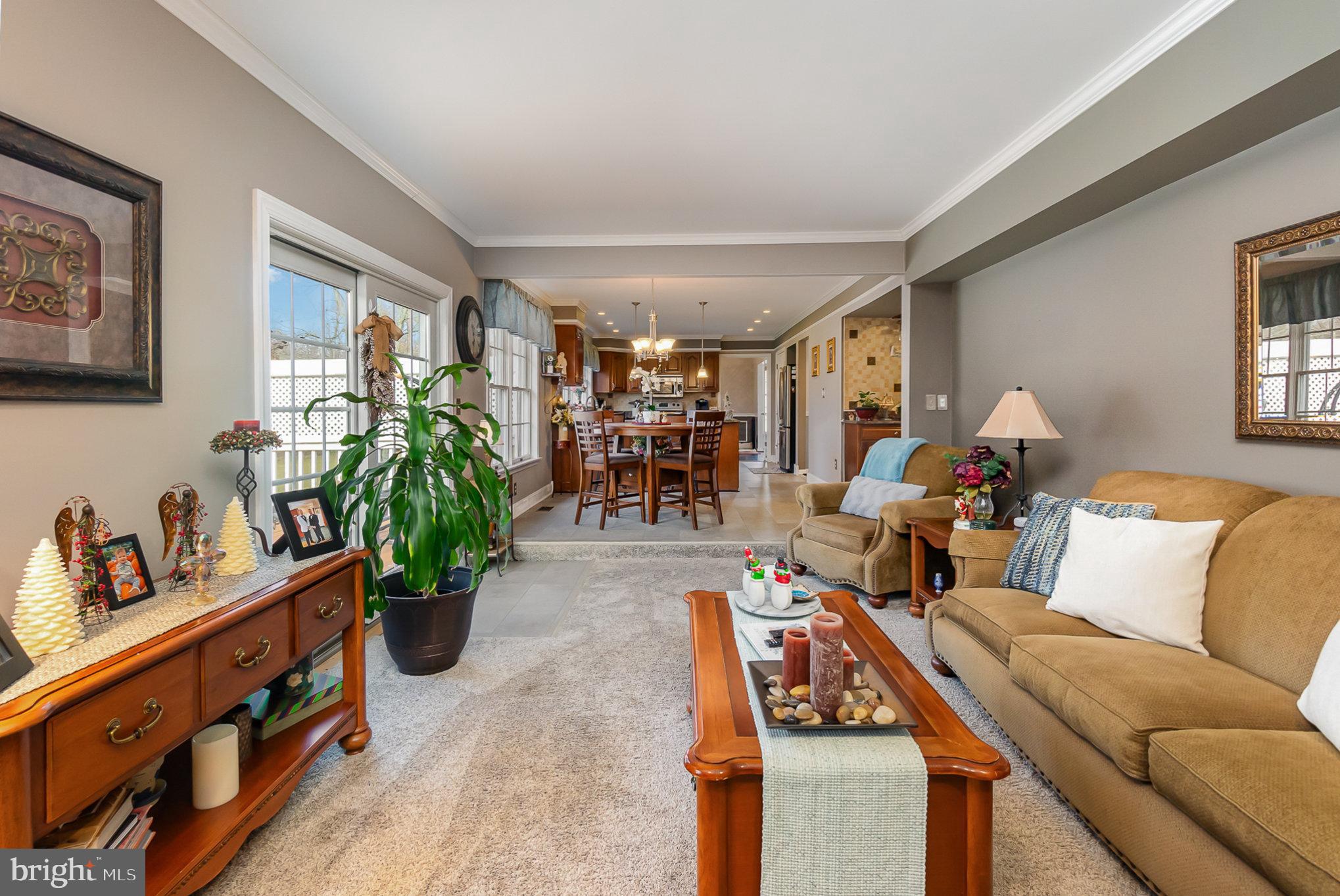 HAMPTON RIDGE - Residential