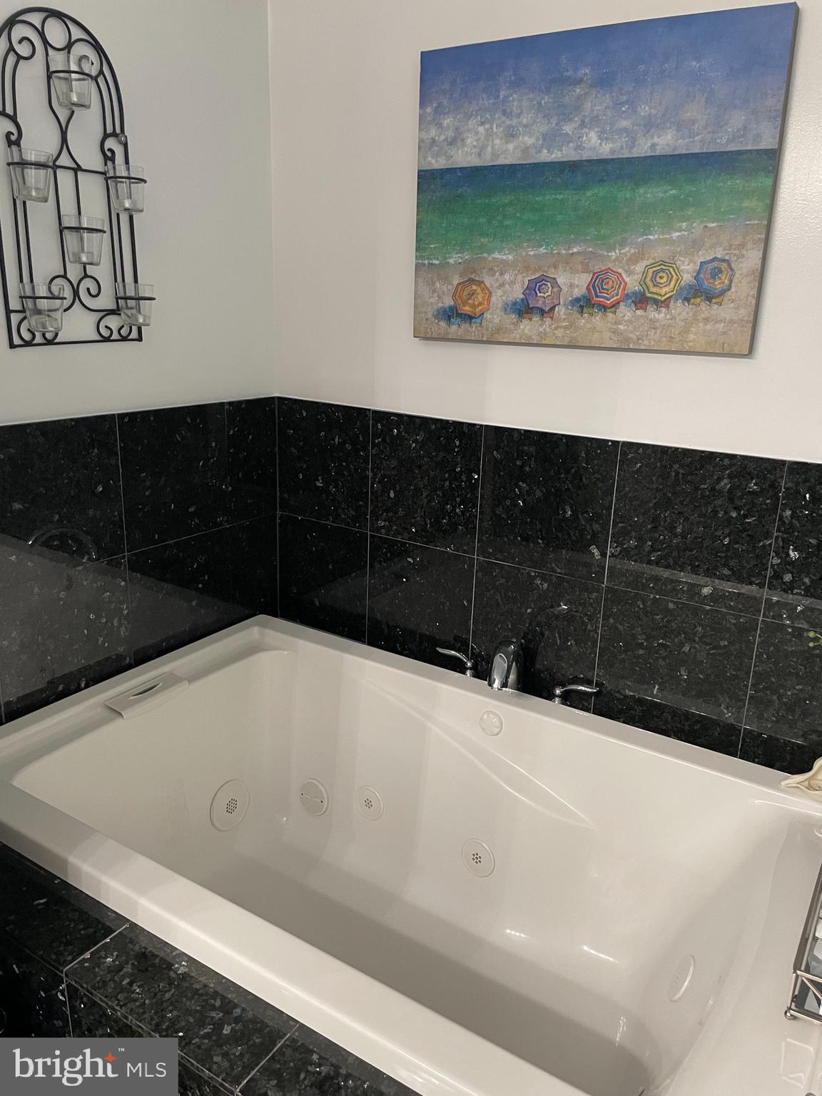 RIDGEWOOD - Residential Lease