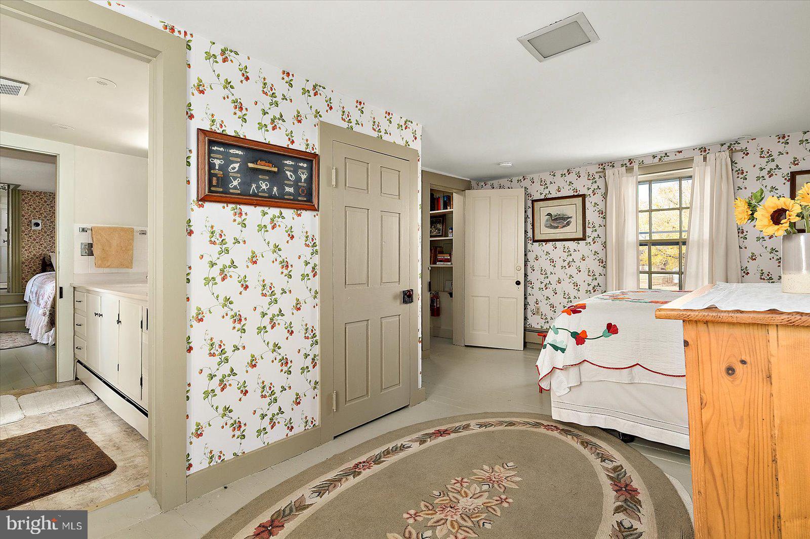 EASTERN NECK - Residential