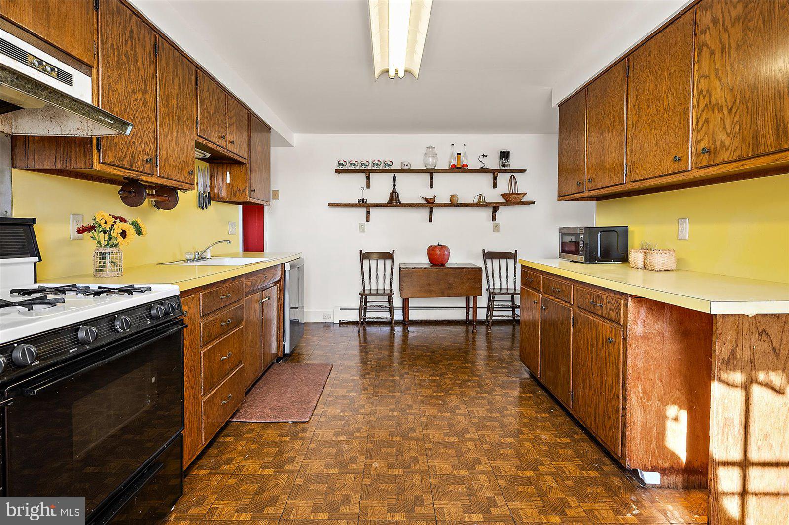 EASTERN NECK - Residential