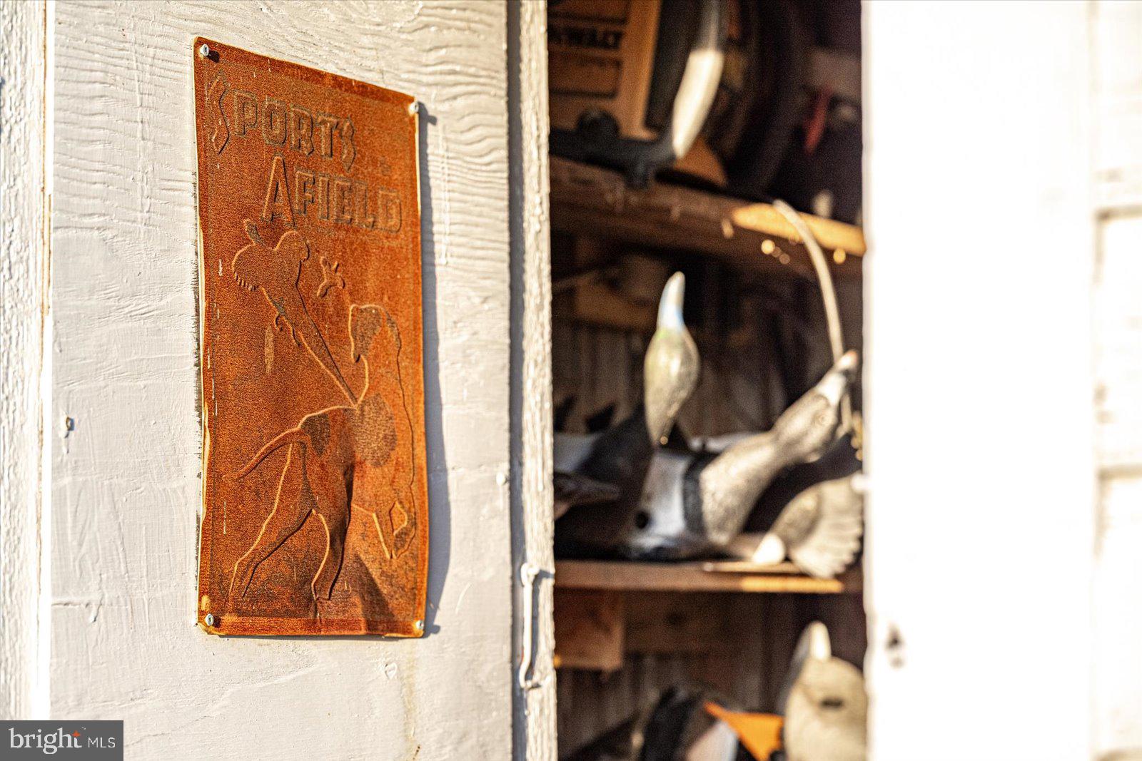 EASTERN NECK - Residential