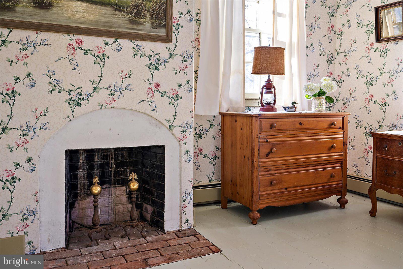 EASTERN NECK - Residential