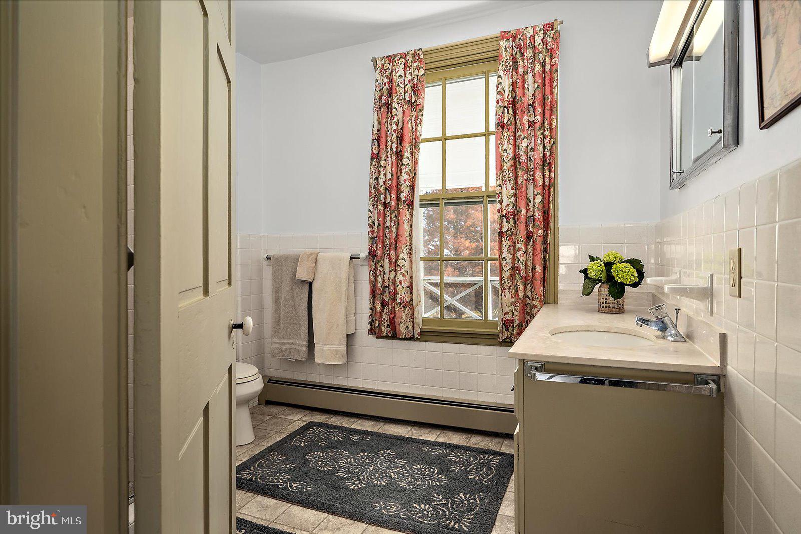 EASTERN NECK - Residential