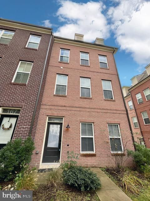 Townhouse For Sale - 169 Kandinsky Loop<br/> SILVER SPRING, MD 20906
