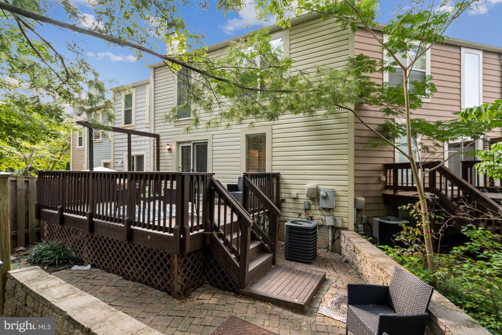 KINGSTOWNE - Residential