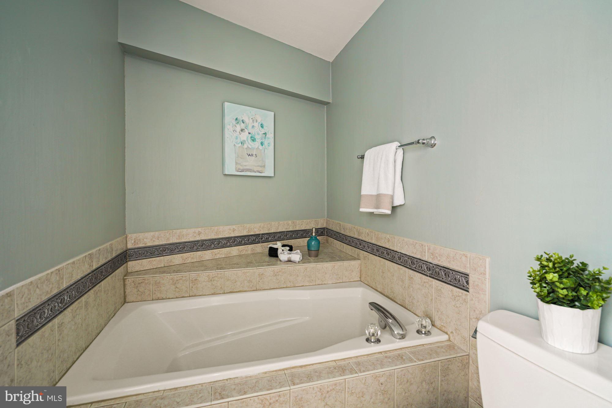 KINGSTOWNE - Residential