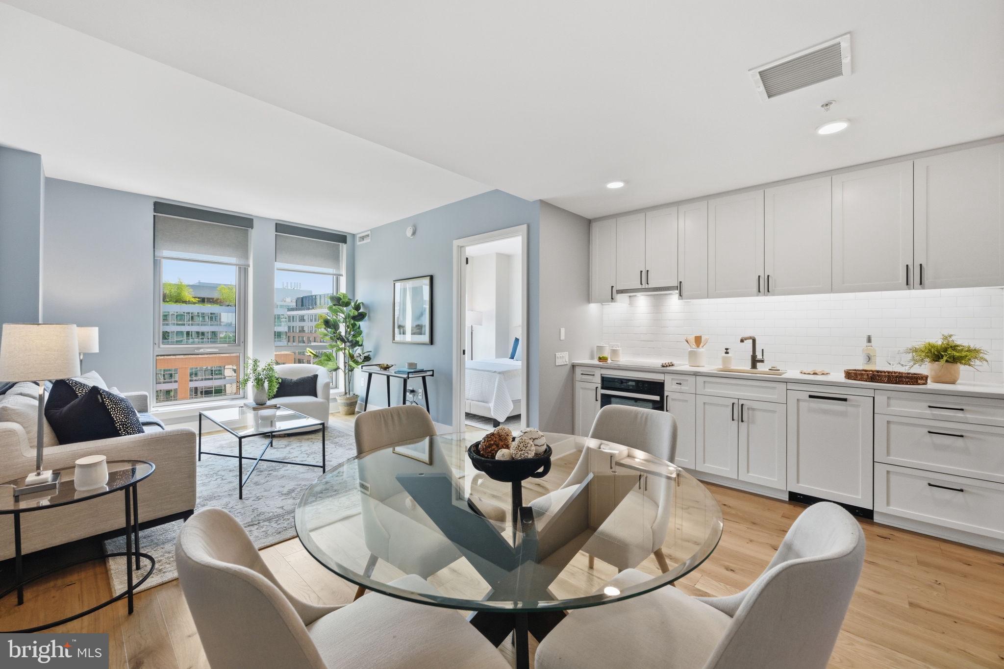 1211 VAN STREET SE 1007