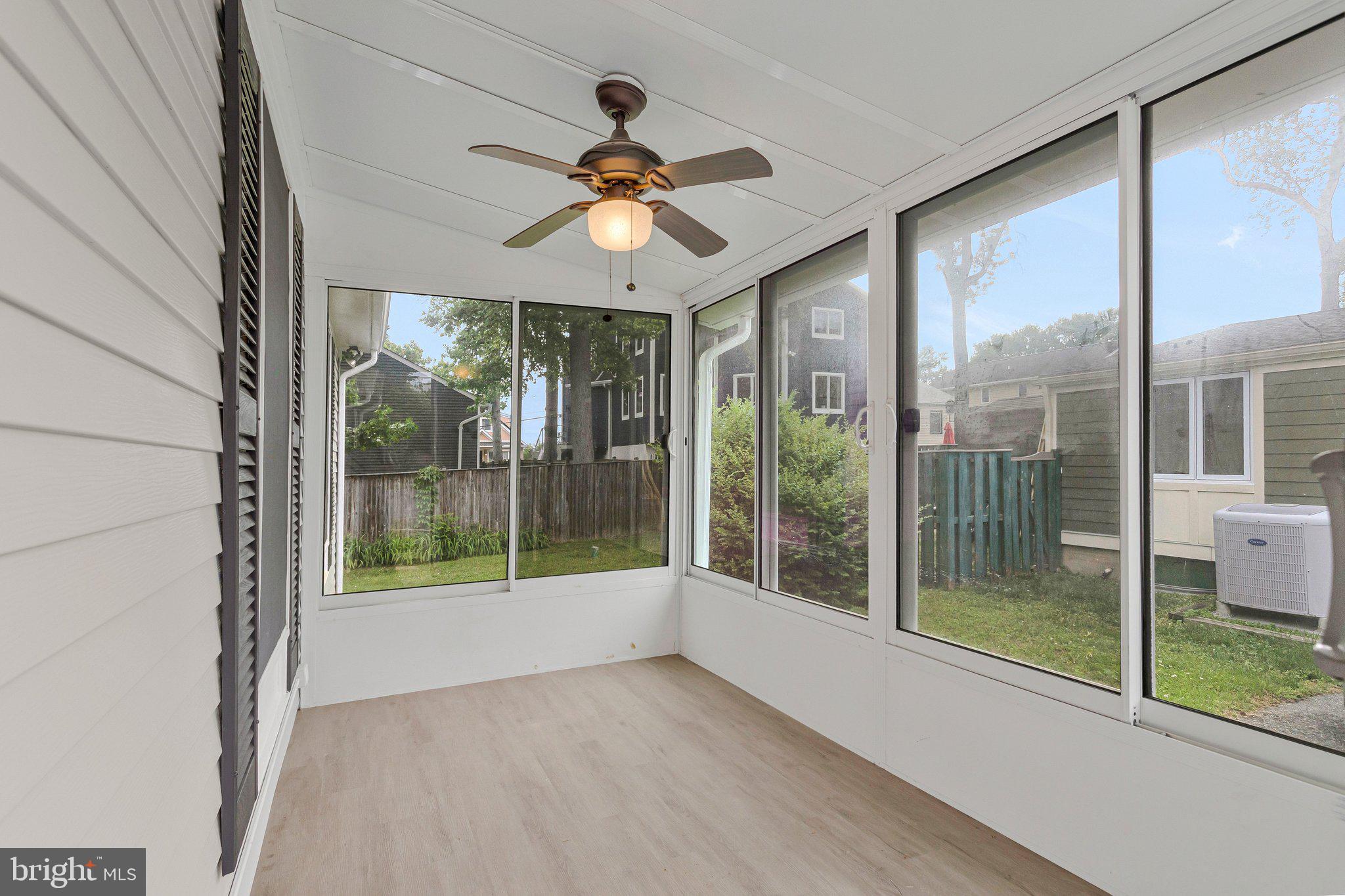 OYSTER HARBOR - Residential