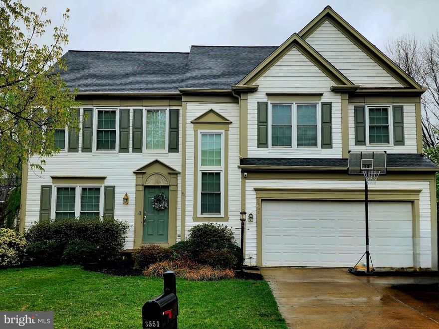 Welcome to 3551 Eskew Court! This charming 5-bedroom, 3.5-bath home is located on a quiet cul-de-sac in the lovely Old Bridge Estates community. The main level features hardwood floors, crown molding, and wainscoting. The updated kitchen opens to a family room with a wood-burning fireplace.
Upstairs, the primary suite offers a vaulted ceiling and ensuite bathroom with dual sinks, a soaking tub, and a separate shower. The finished walk-out basement includes a 5th bedroom, full bath, storage room and rec additional living area/rec room with access to the backyard.
Windows replaced 2020. Roof and gutters replaced in 2017.
Community amenities include a pool, playground, and tennis courts. Conveniently located to shopping, restaurants, gym, commuting corridors, and more. (measurements approximate)