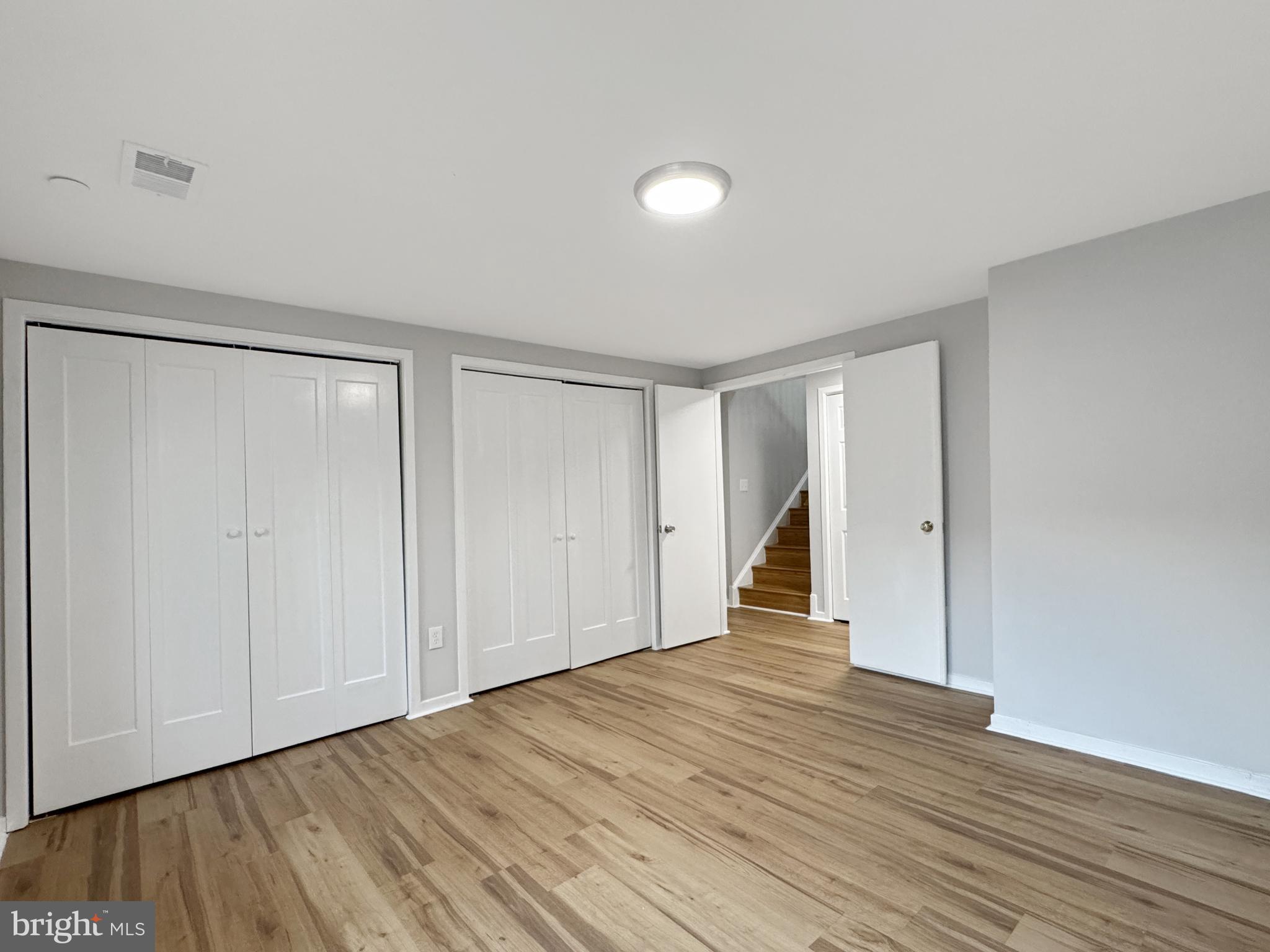 CHRISTOPHER COURT - Residential