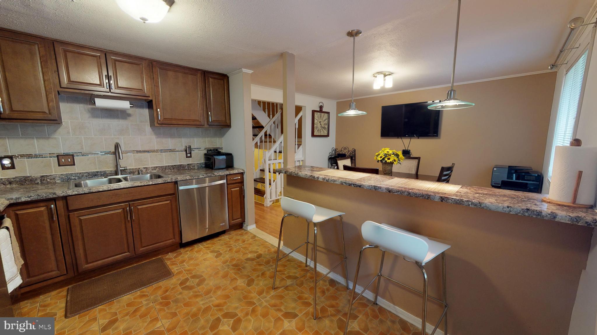 STURBRIDGE VILLAGE - Residential