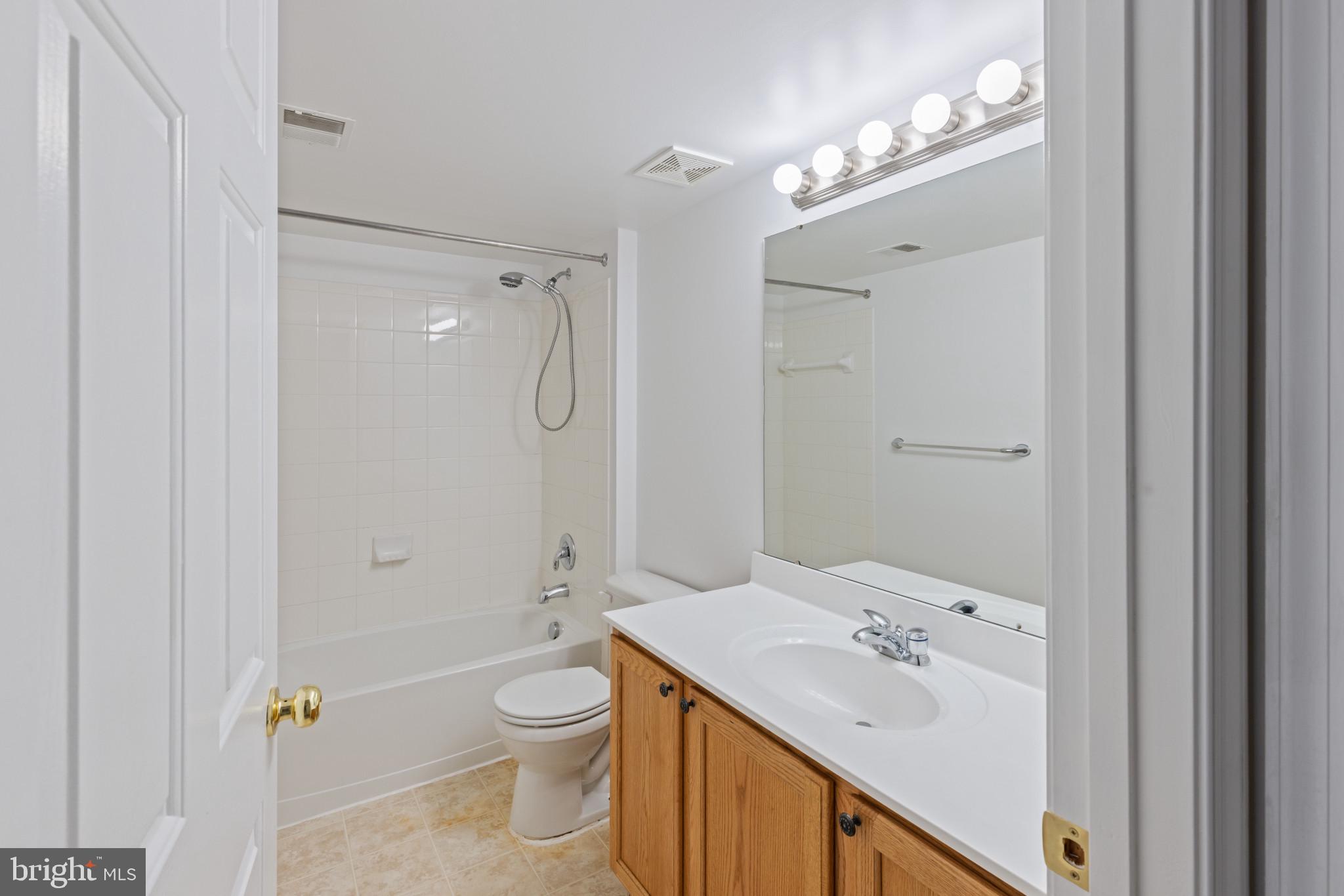 VILLAGES OF DORCHESTER - Residential