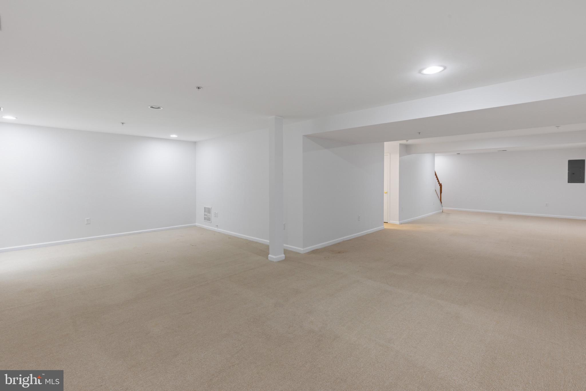 VILLAGES OF DORCHESTER - Residential