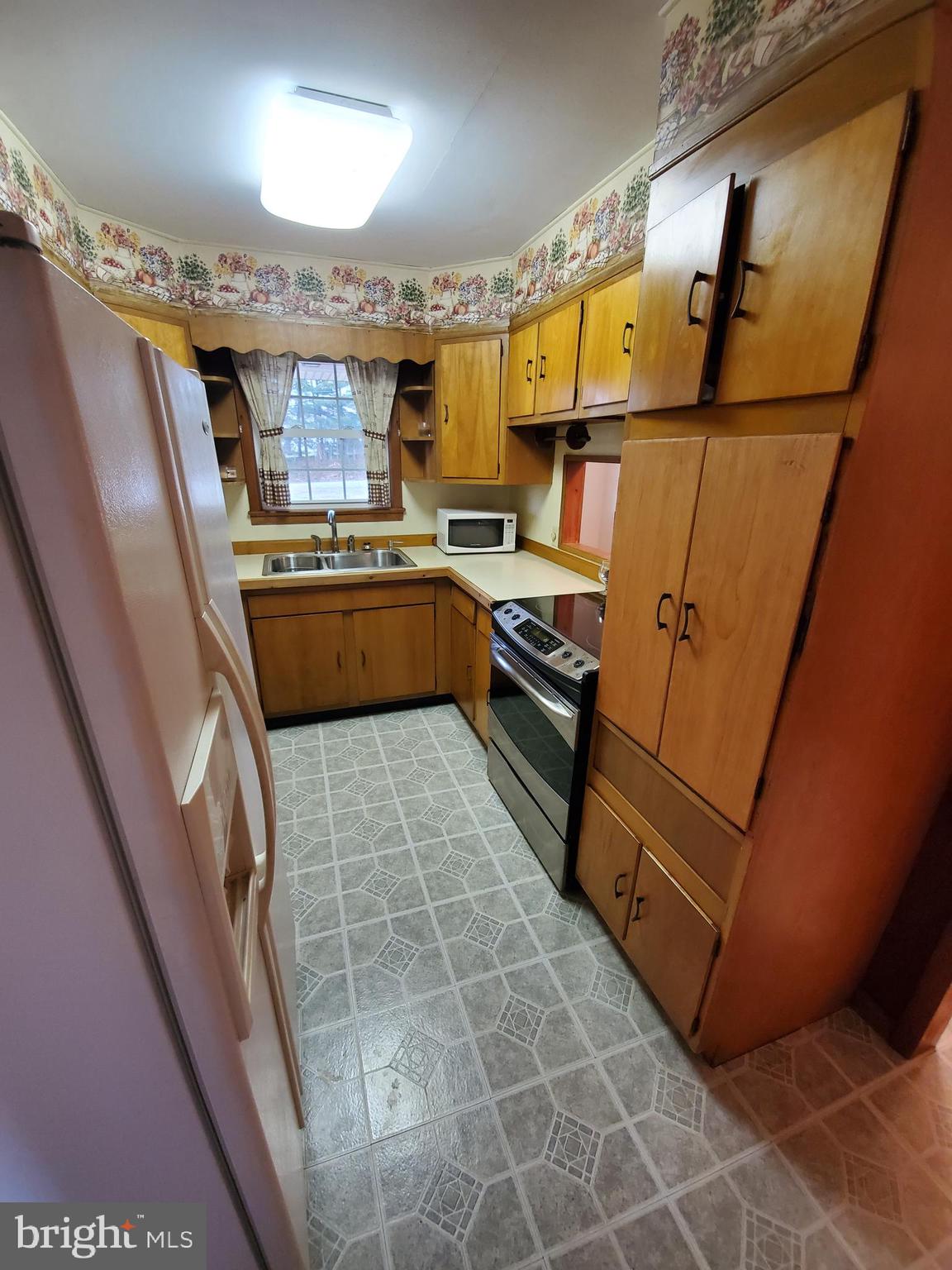 CHESTERTOWN - Residential Lease