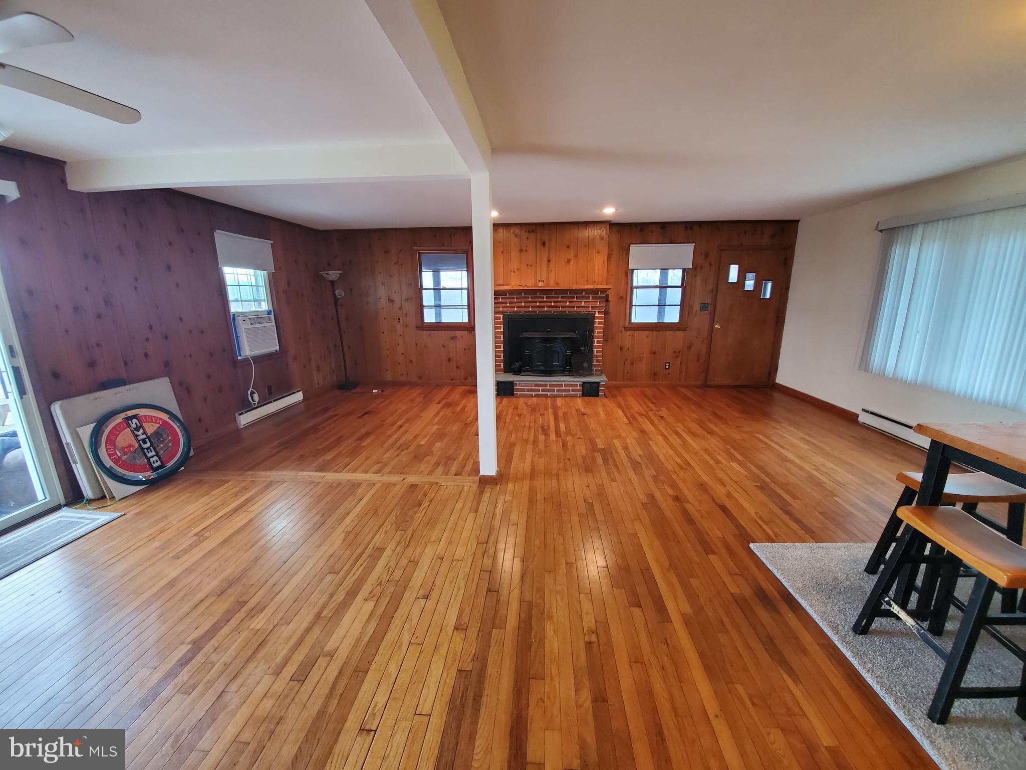 CHESTERTOWN - Residential Lease