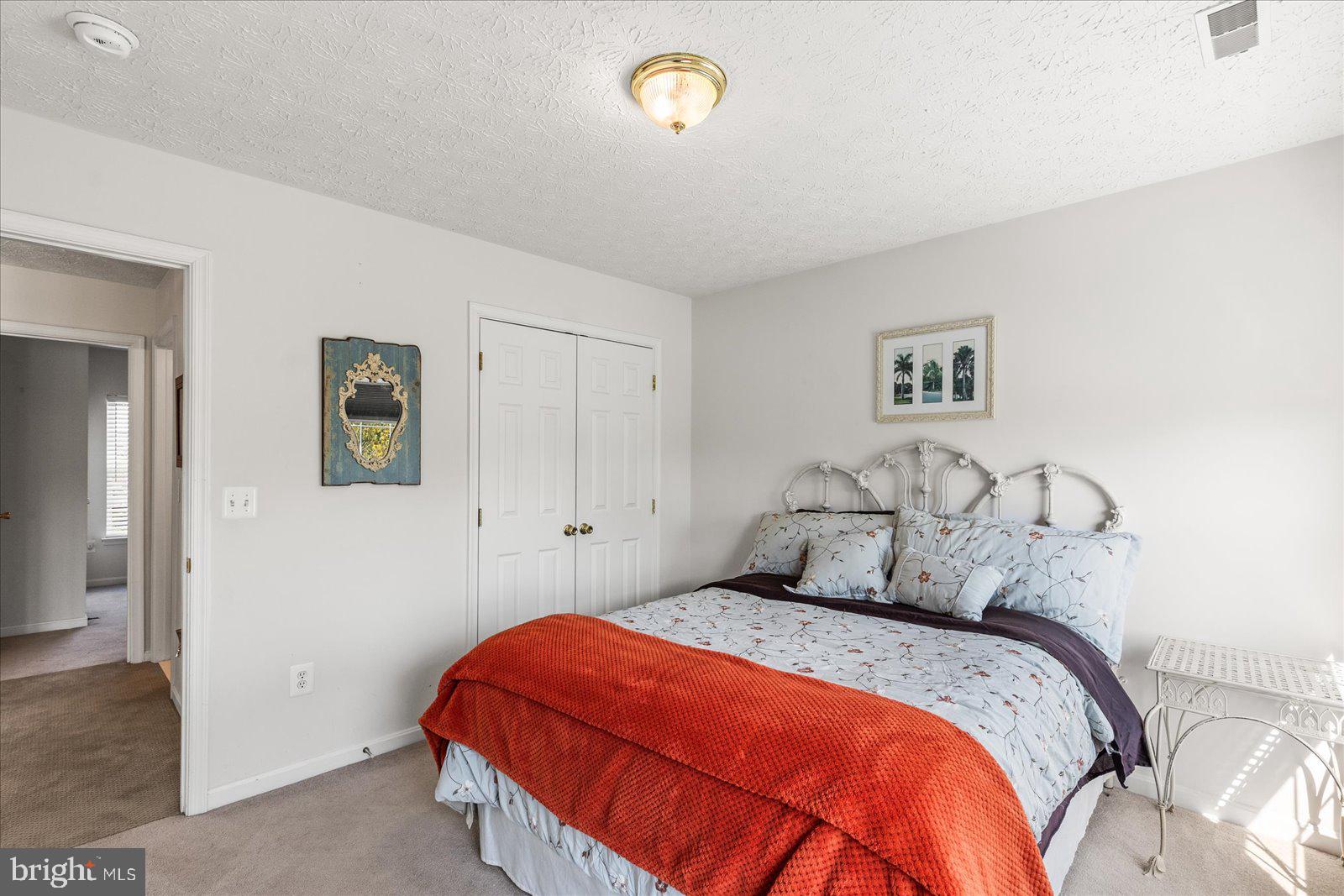 MELBOURNE MANOR - Residential