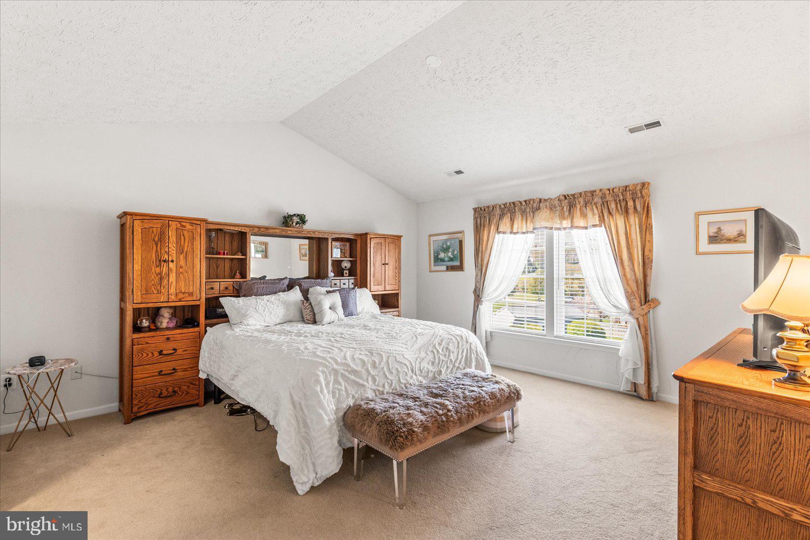 MELBOURNE MANOR - Residential