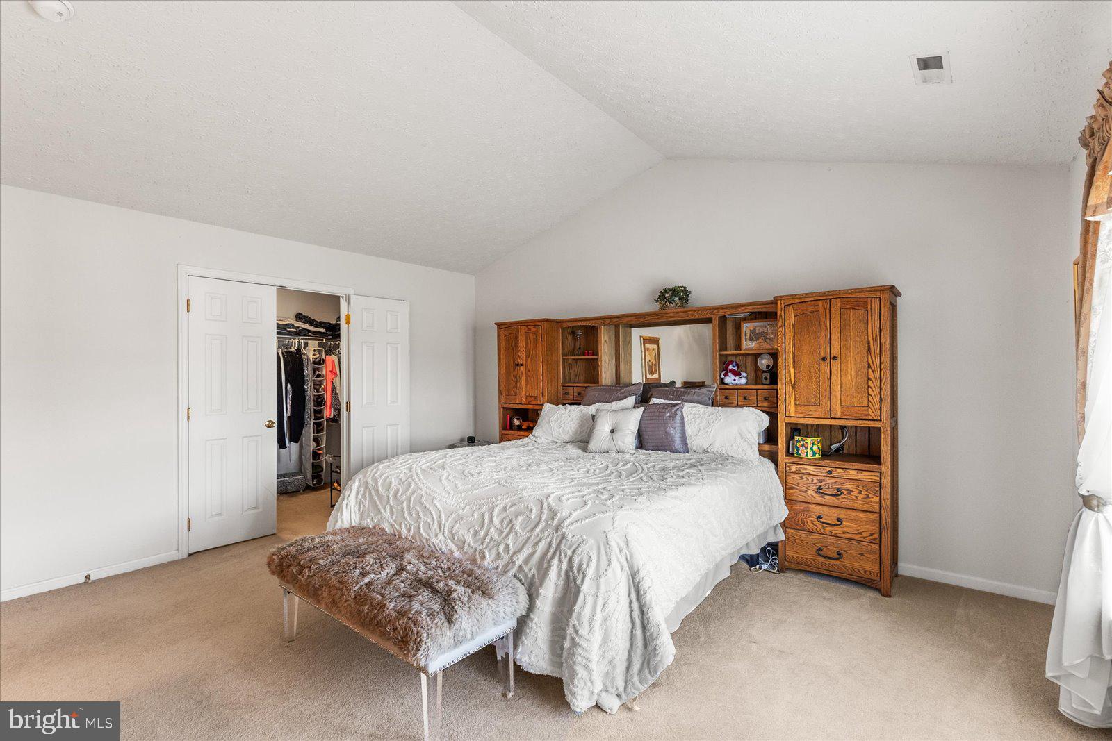 MELBOURNE MANOR - Residential