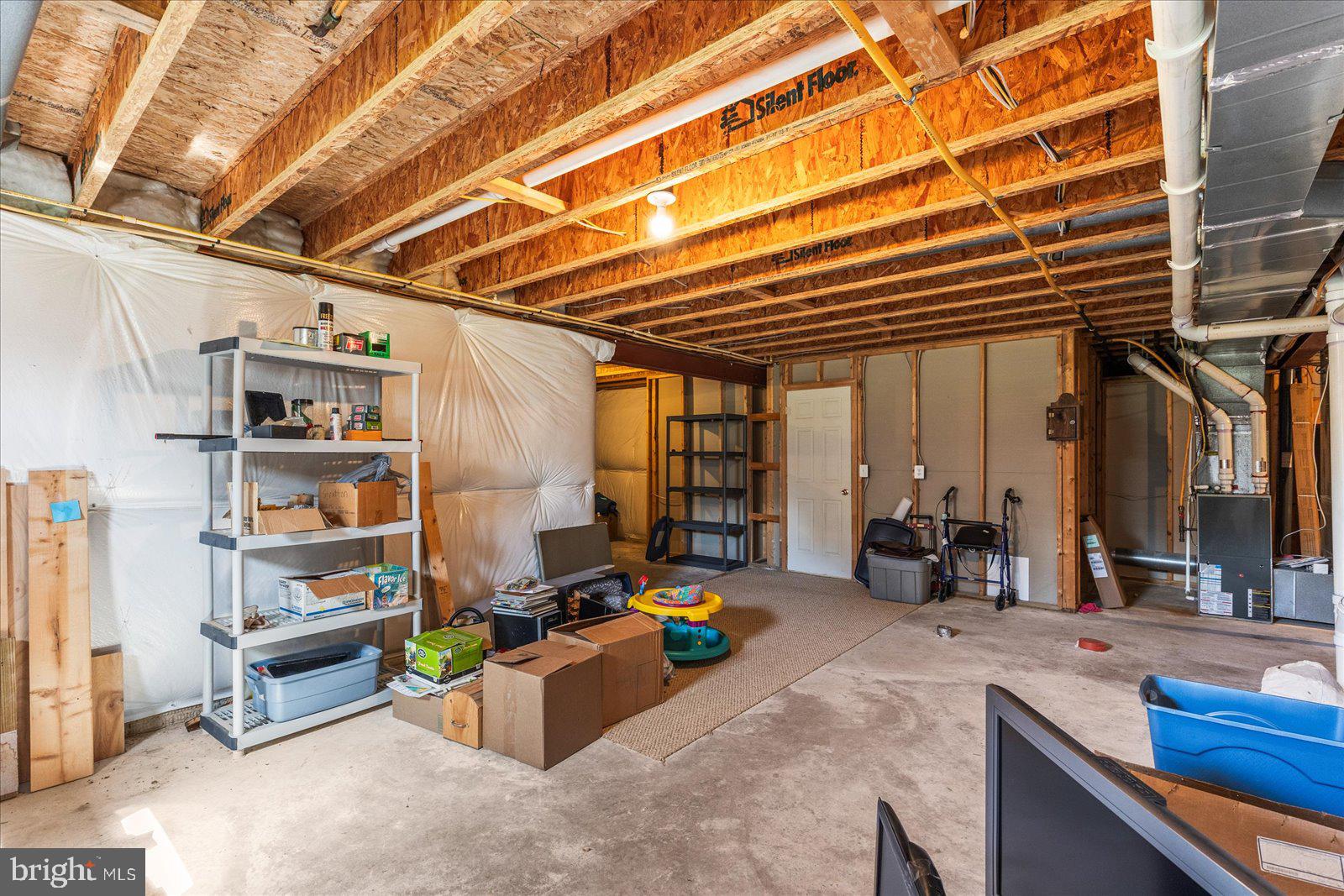 MELBOURNE MANOR - Residential