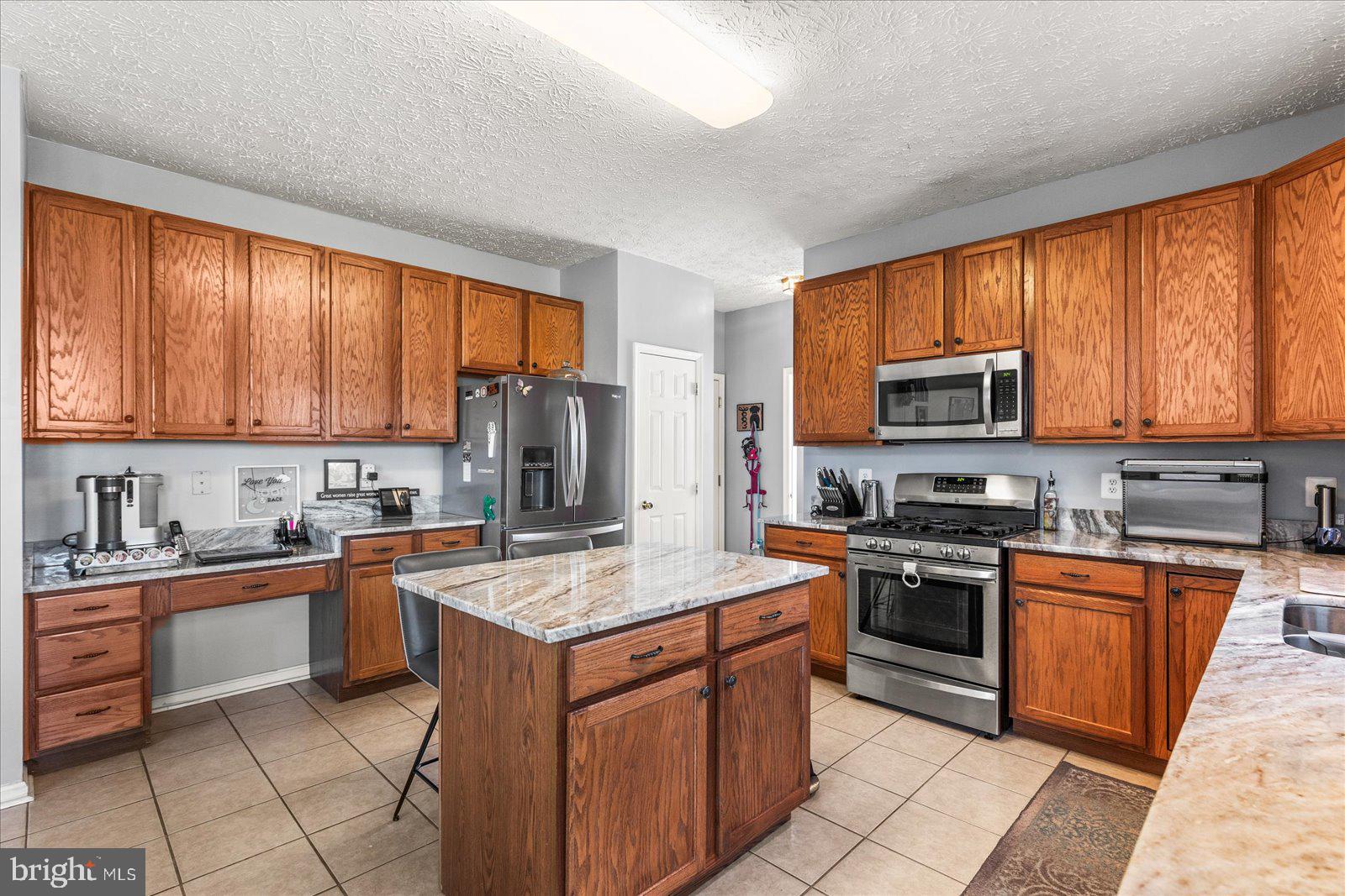 MELBOURNE MANOR - Residential