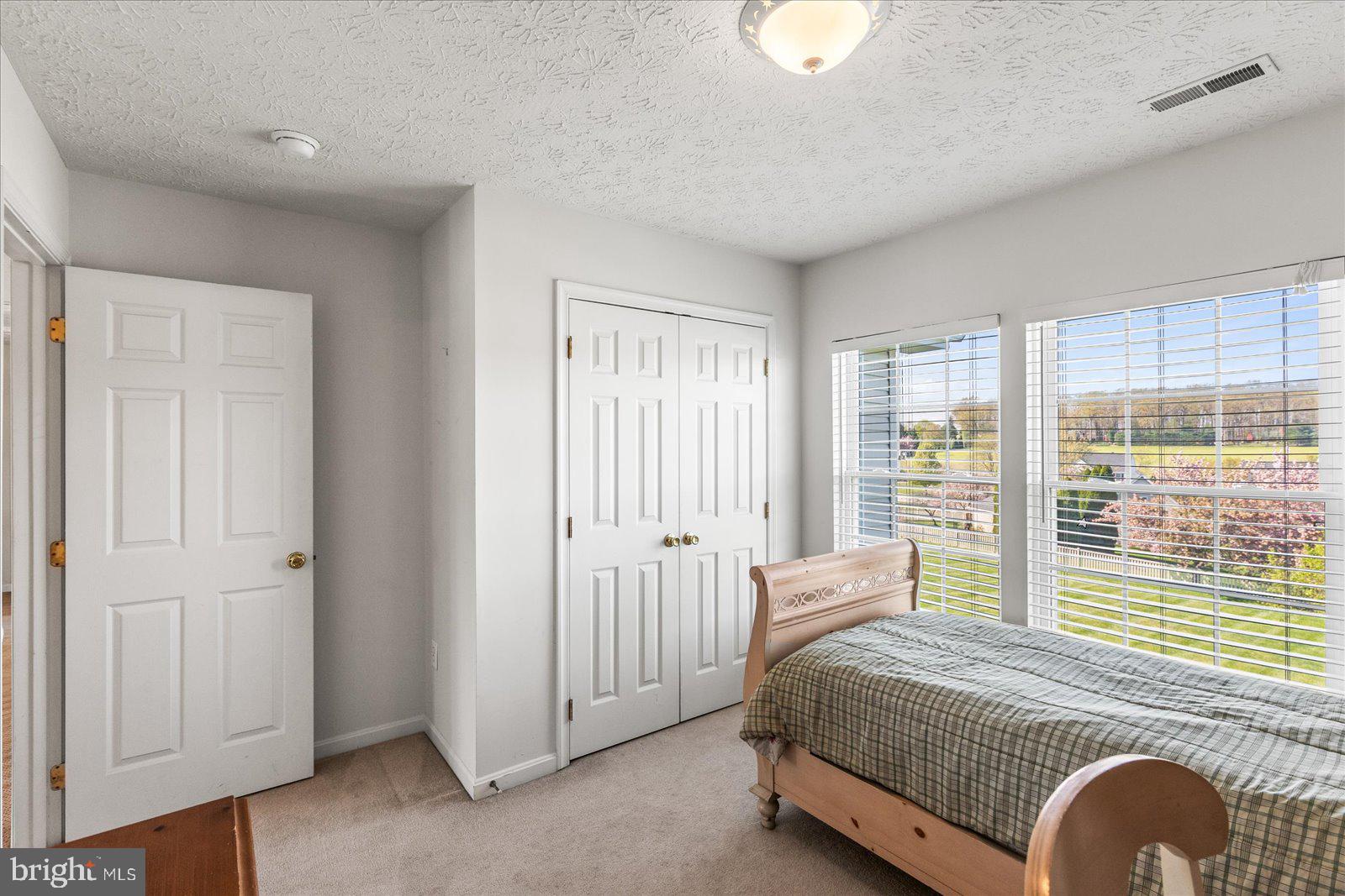 MELBOURNE MANOR - Residential