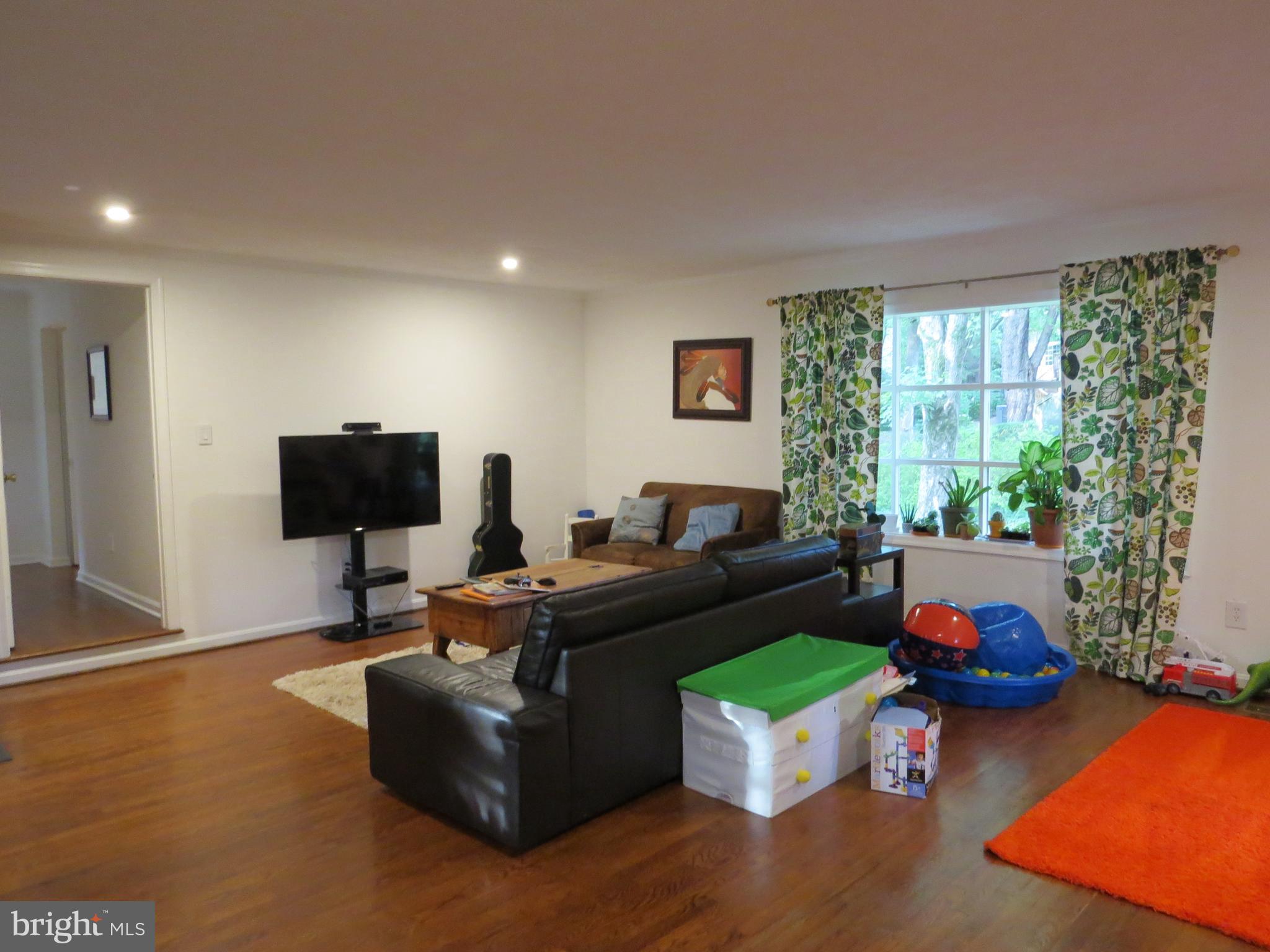 CHAPELWOOD - Residential Lease