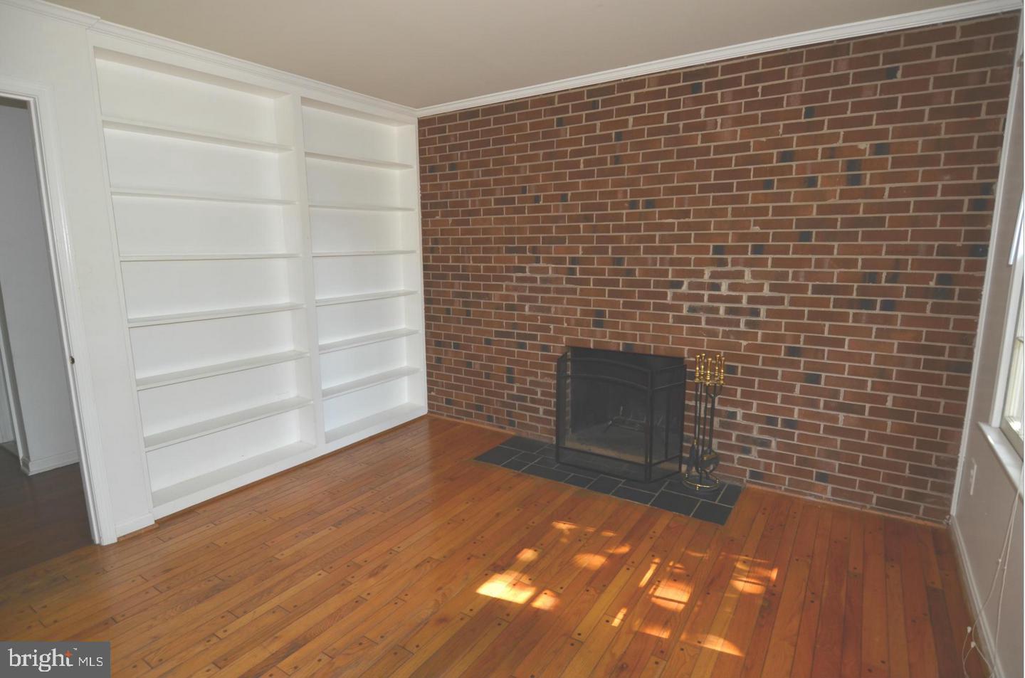 CHAPELWOOD - Residential Lease