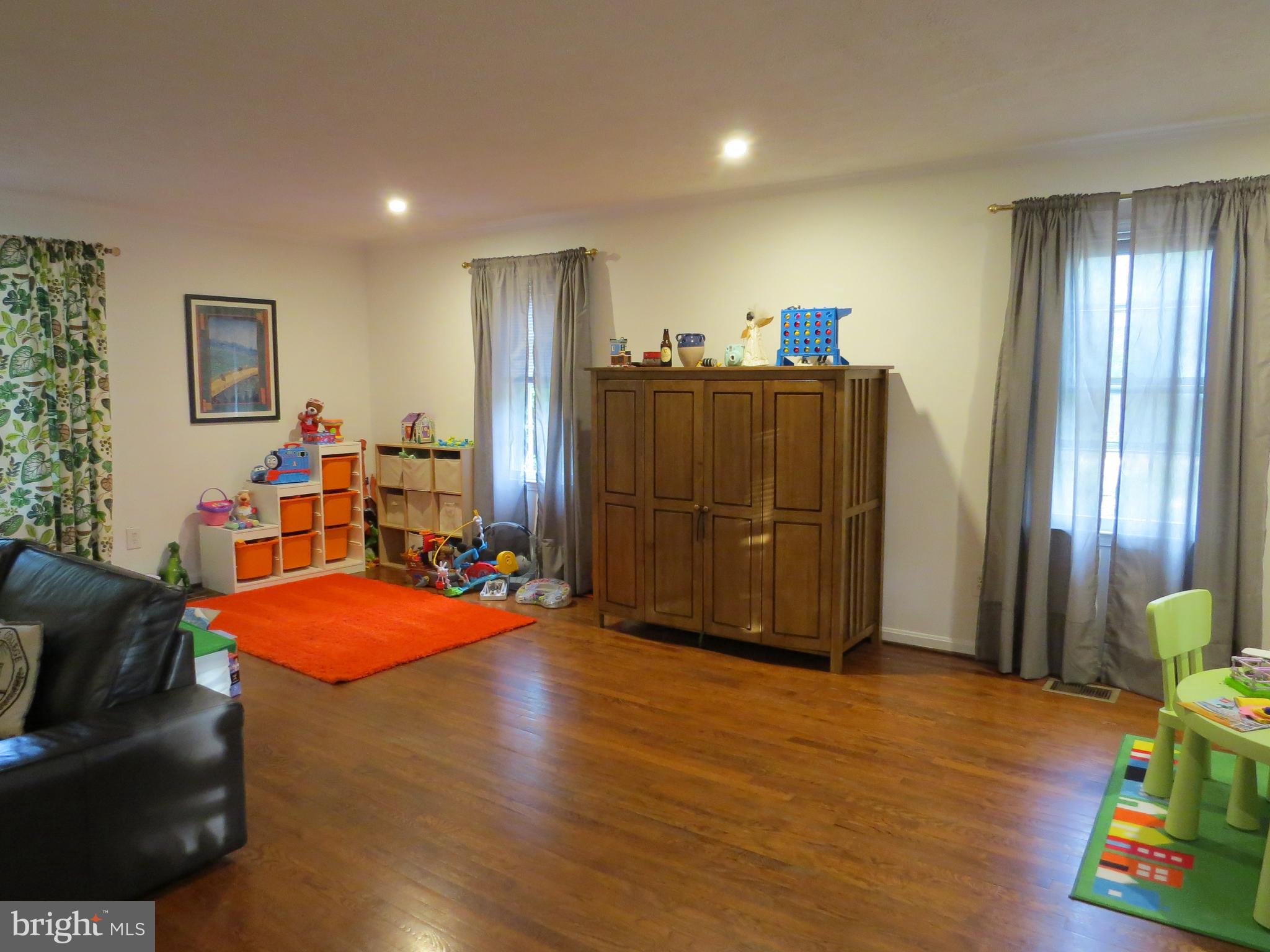 CHAPELWOOD - Residential Lease