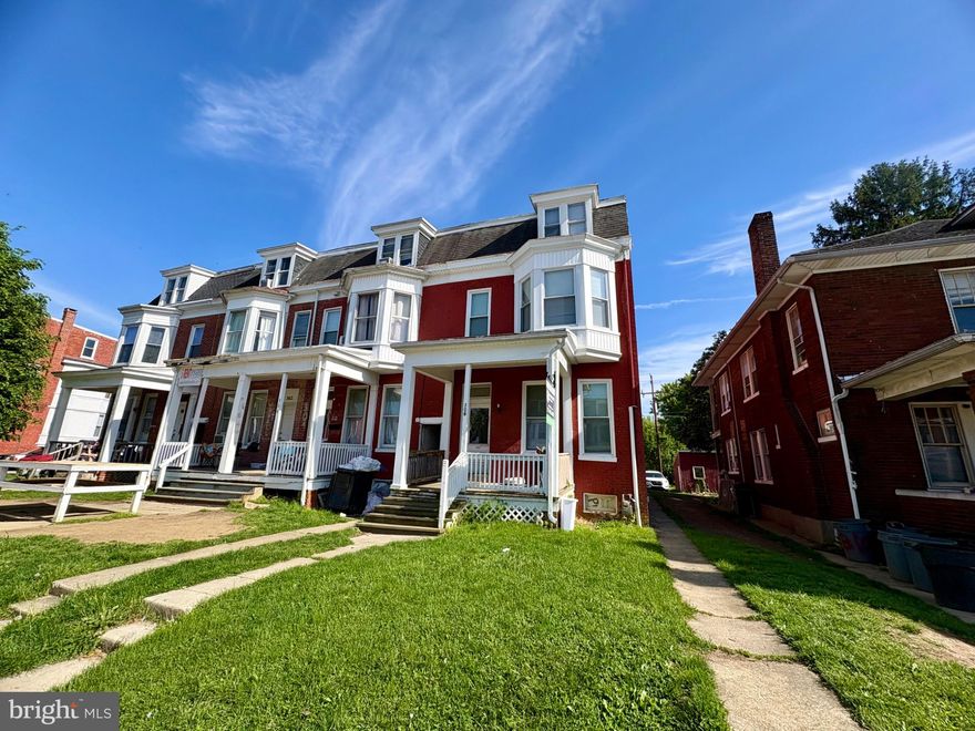 Don’t miss this exceptional opportunity to own a fully occupied, income-producing property just minutes from York College. This spacious home features 6 bedrooms, making it ideal for a variety of high-demand rental uses including student housing, rooming house, boarding house, or transitional living arrangements. The property is already generating income with tenants in place, offering immediate cash flow. Its prime location near campus makes it especially attractive to students and they love the extra space. Whether you're expanding your portfolio or stepping into real estate investing, this property offers a turnkey opportunity with great income potential. Take ownership of this income-producing asset and start building equity today. Also check out the 3 other properties on the same street that are part of this portfolio!