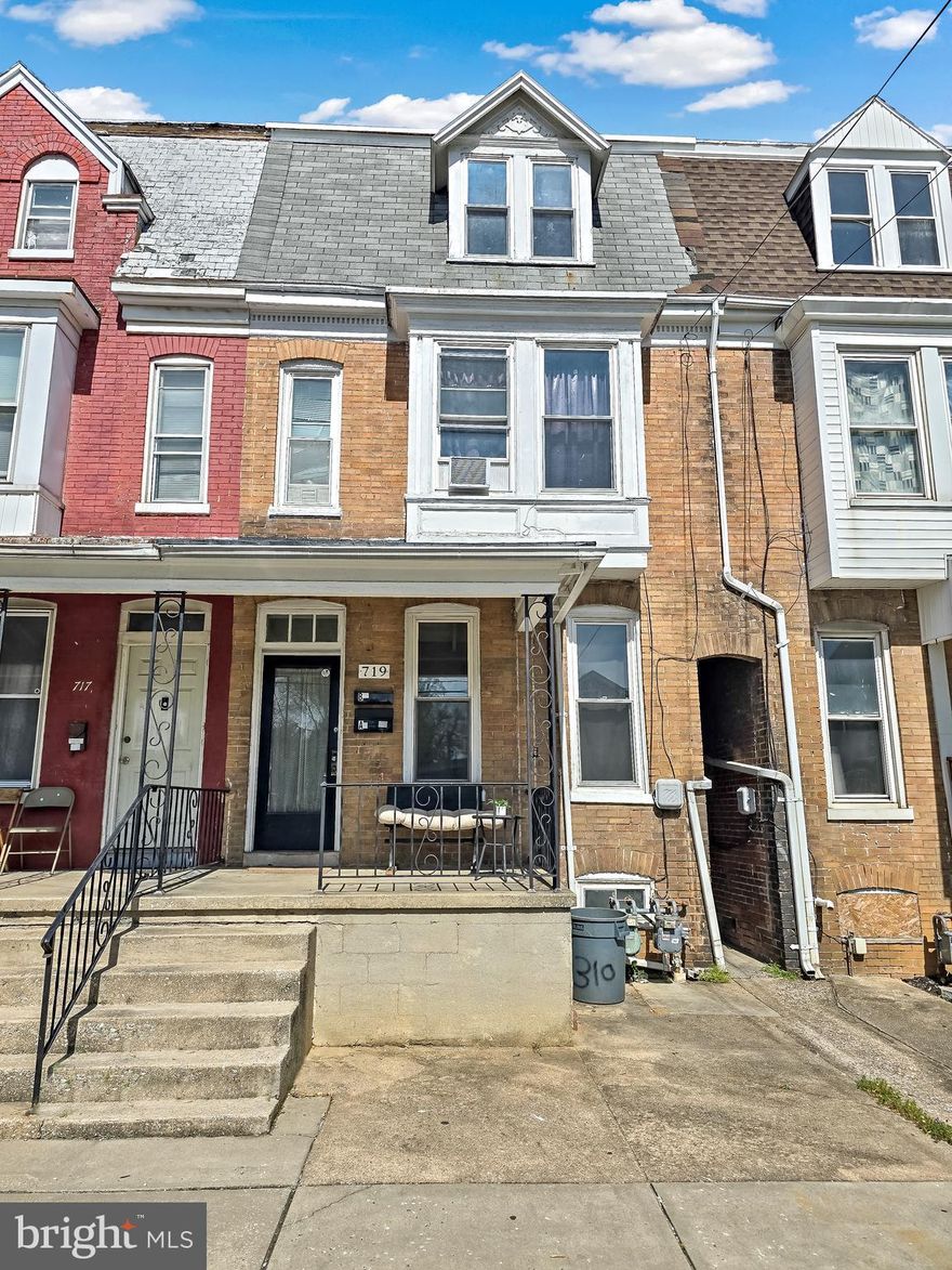 Turnkey 2-unit property near York College, perfect for investors or owner-occupants. The first-floor unit is a 1 bed, 1 bath with forced air heat, gas water heater, and access to laundry in the basement. The second unit spans the second and third floors with 3 bedrooms, 1 bath, in-unit laundry, and its own gas furnace and water heater. Both units have separate electric and gas meters and are fully occupied—Unit 1 rents for $835/month and Unit 2 for $1,182/month. The property is well-maintained and is in a high-demand, offering solid cash flow and lots of potential for future rent growth in line with market trends.