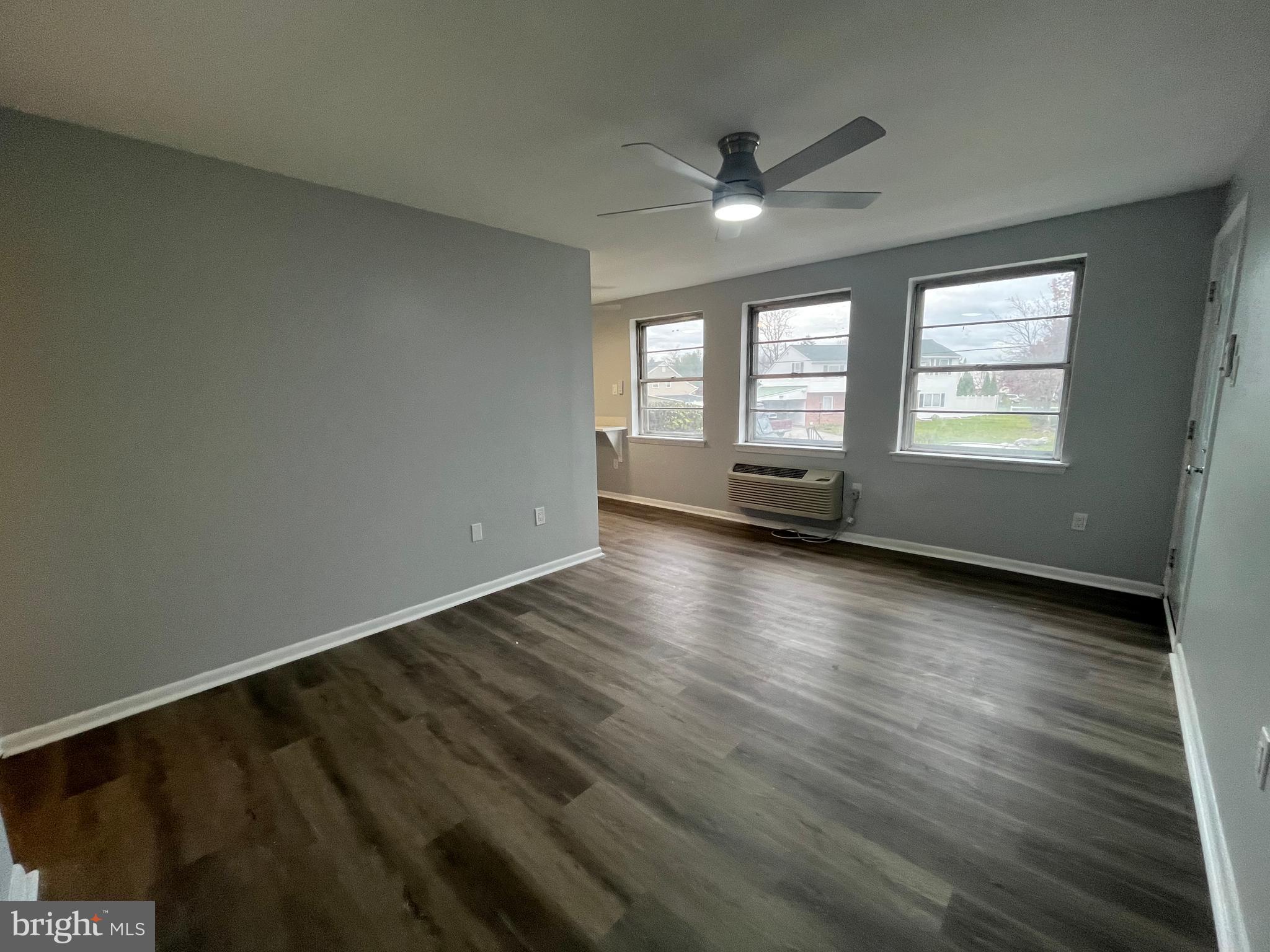 COURT OF HENDERSON - Residential Lease