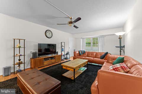 Photo of 7720 Tremayne Place #111, MCLEAN, VA 22102 (MLS # VAFX2308128)
