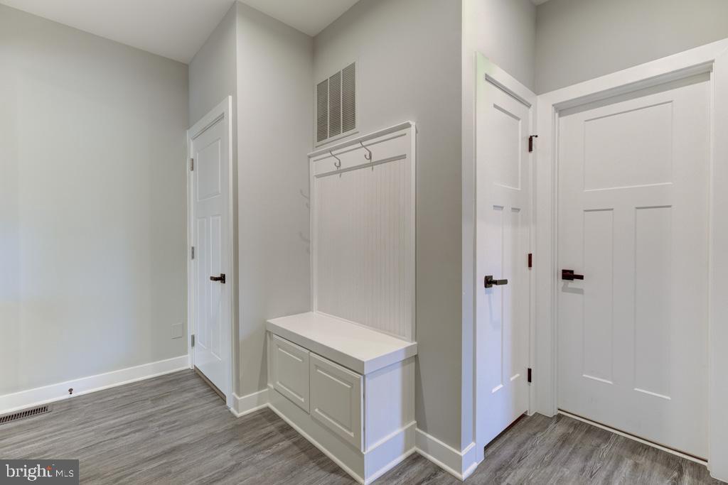 FAUQUIER SPRINGS COUNTRY CLUB - Residential Lease