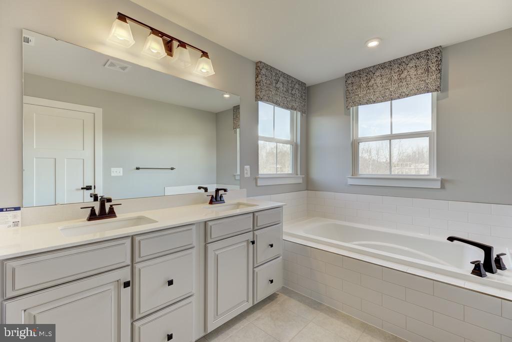 FAUQUIER SPRINGS COUNTRY CLUB - Residential Lease