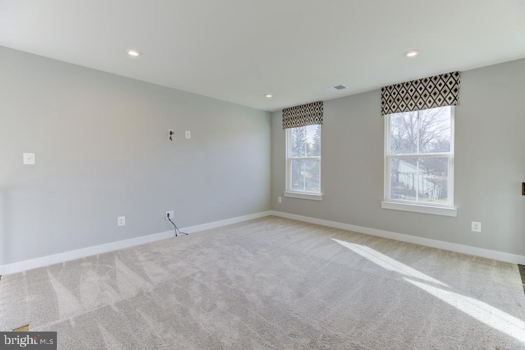 FAUQUIER SPRINGS COUNTRY CLUB - Residential Lease