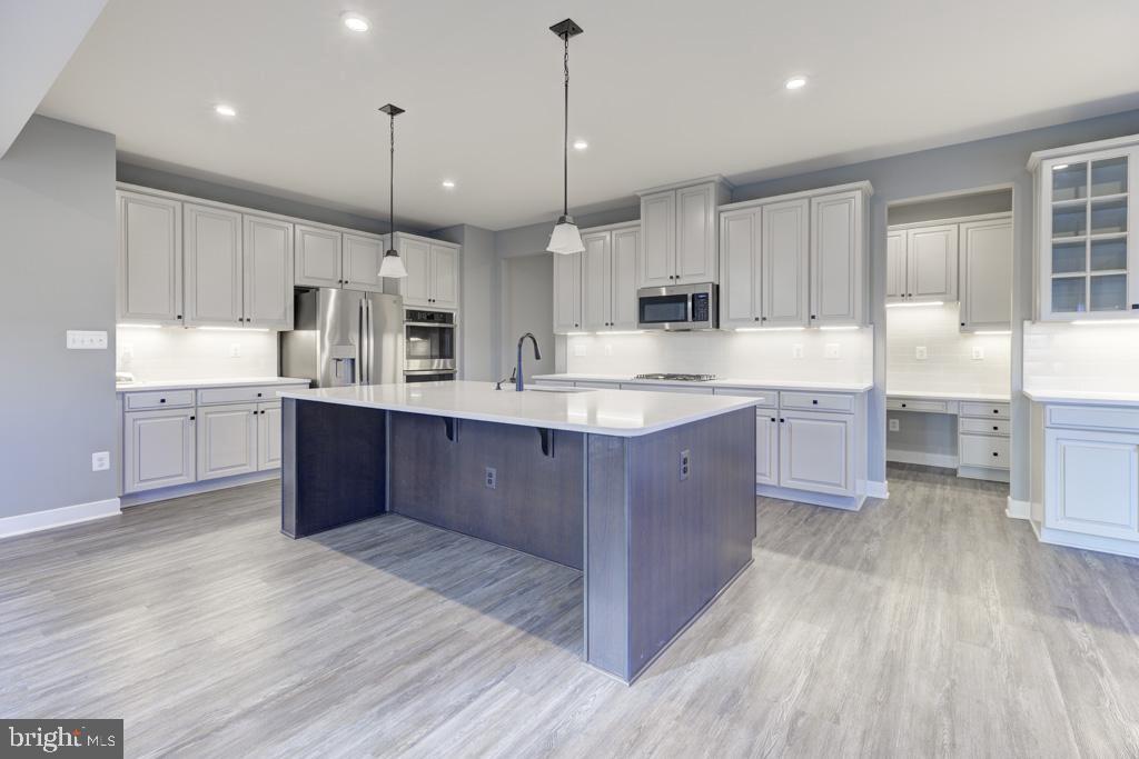 FAUQUIER SPRINGS COUNTRY CLUB - Residential Lease