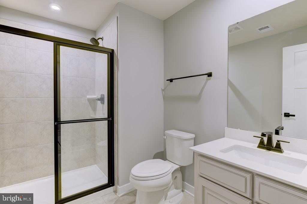 FAUQUIER SPRINGS COUNTRY CLUB - Residential Lease