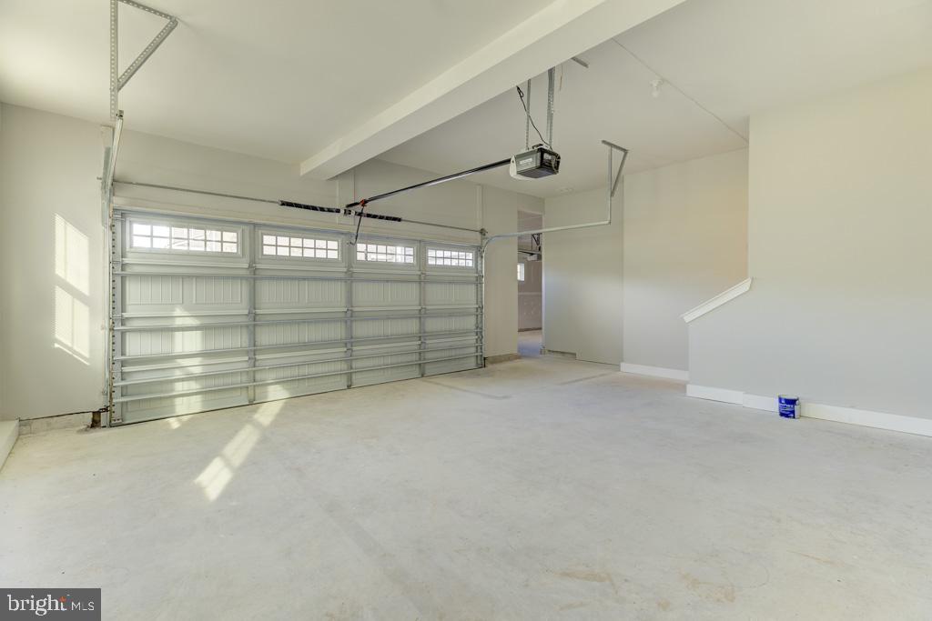 FAUQUIER SPRINGS COUNTRY CLUB - Residential Lease