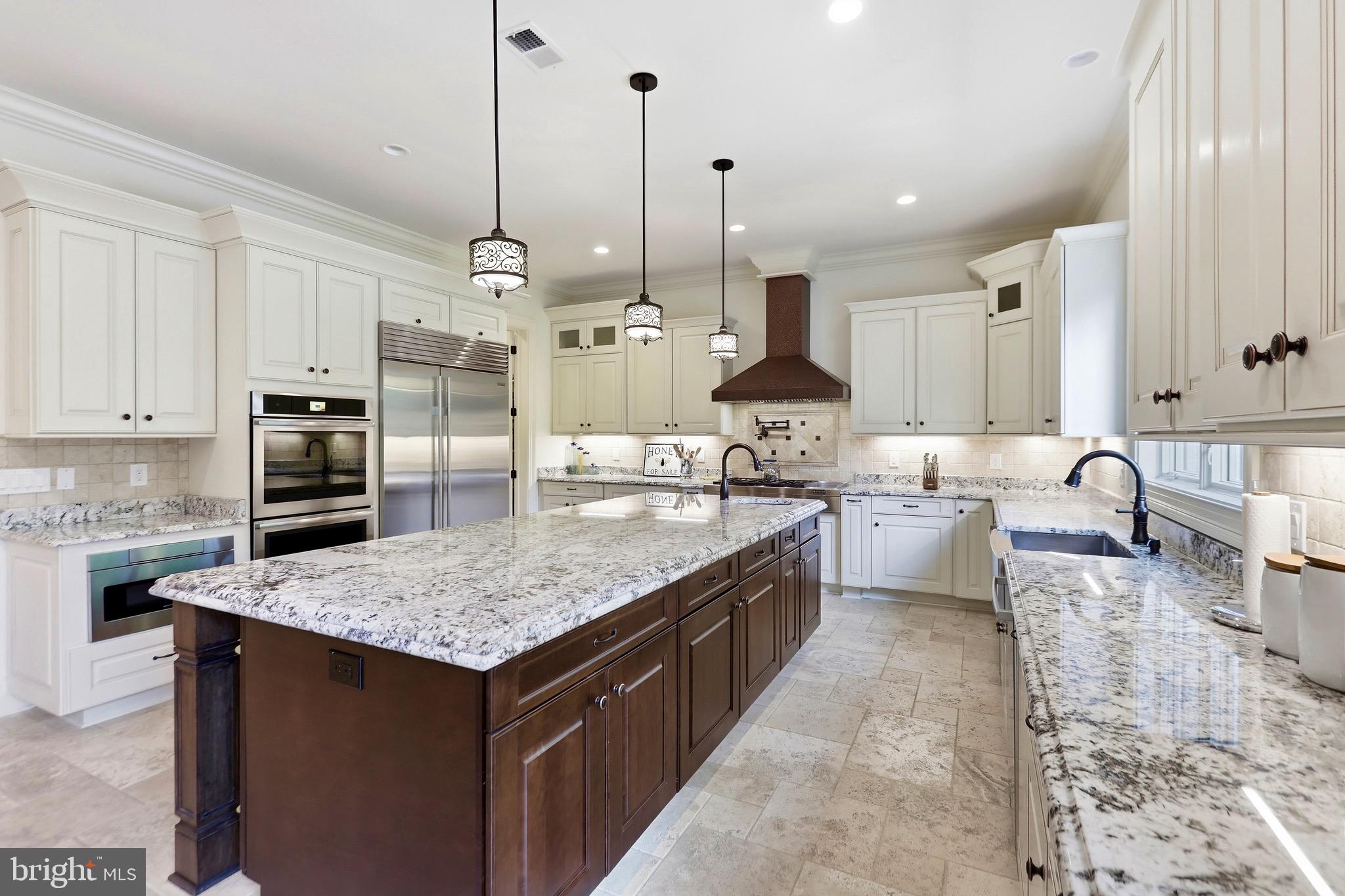 936 KIMBERWICKE RD