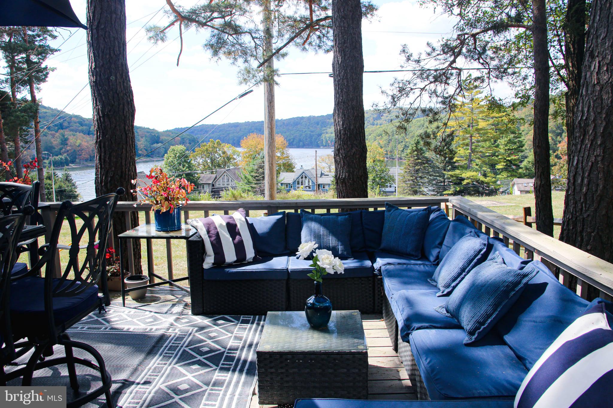 STONE TAVERN - Residential