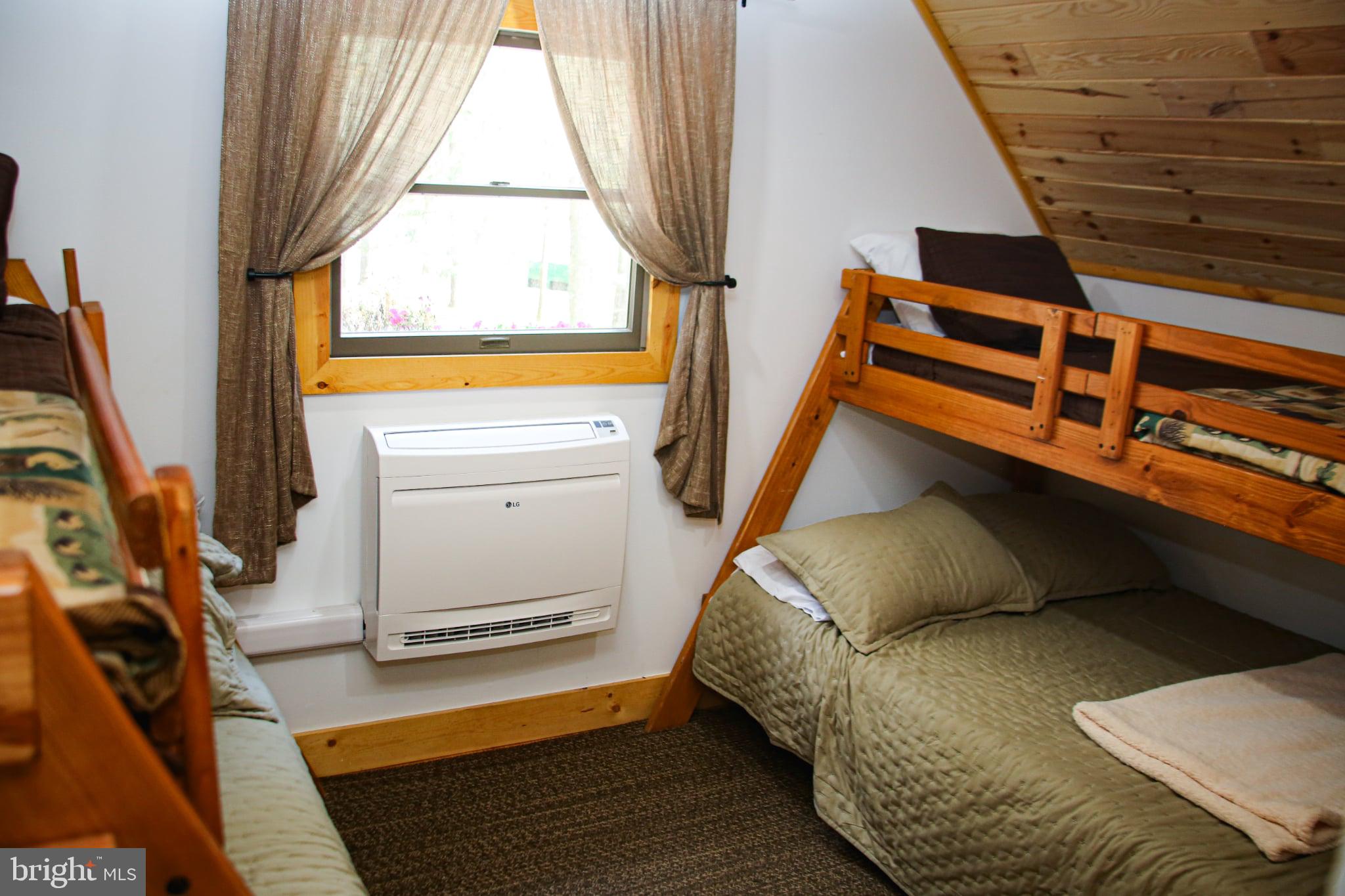 STONE TAVERN - Residential