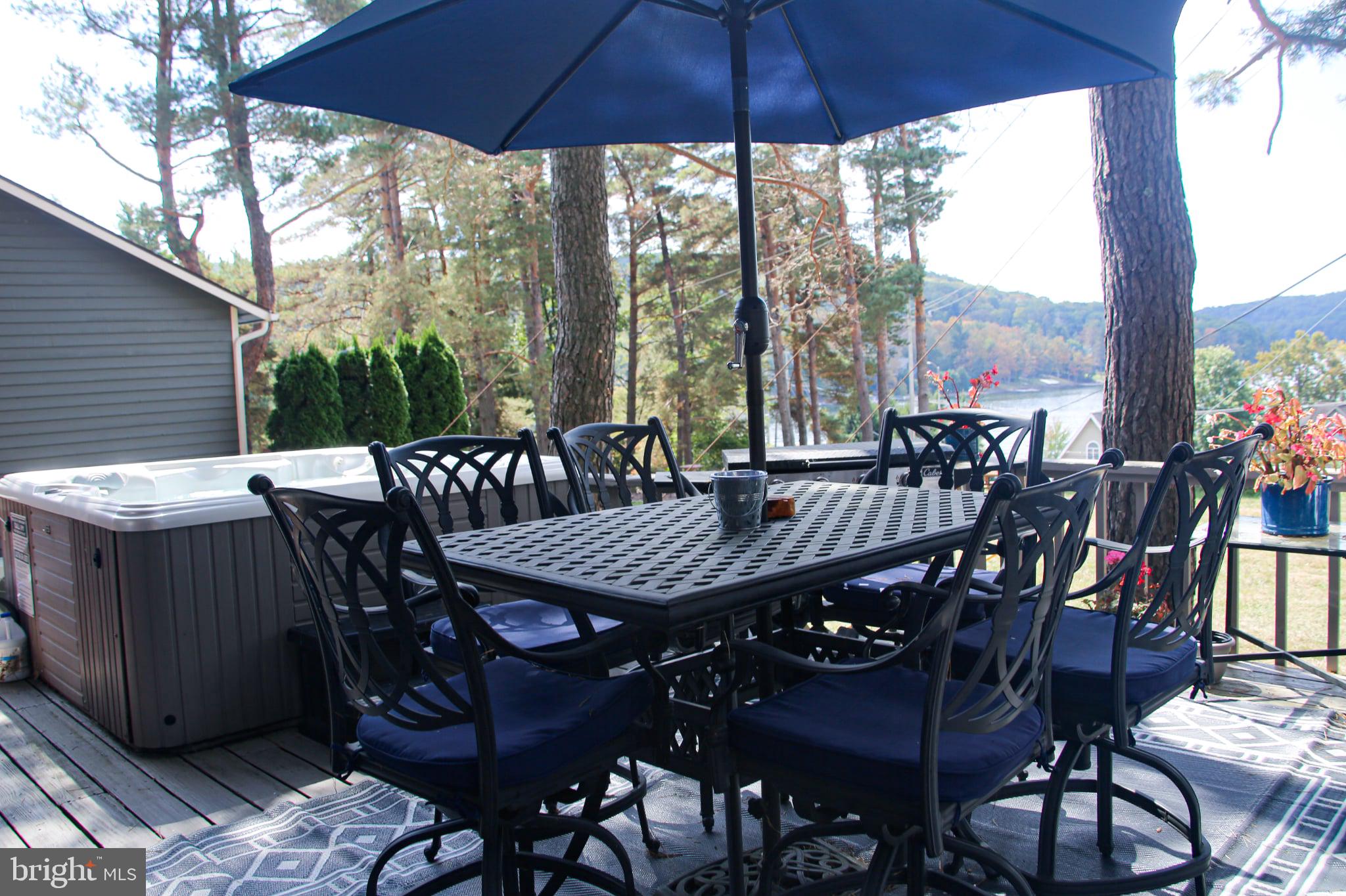 STONE TAVERN - Residential