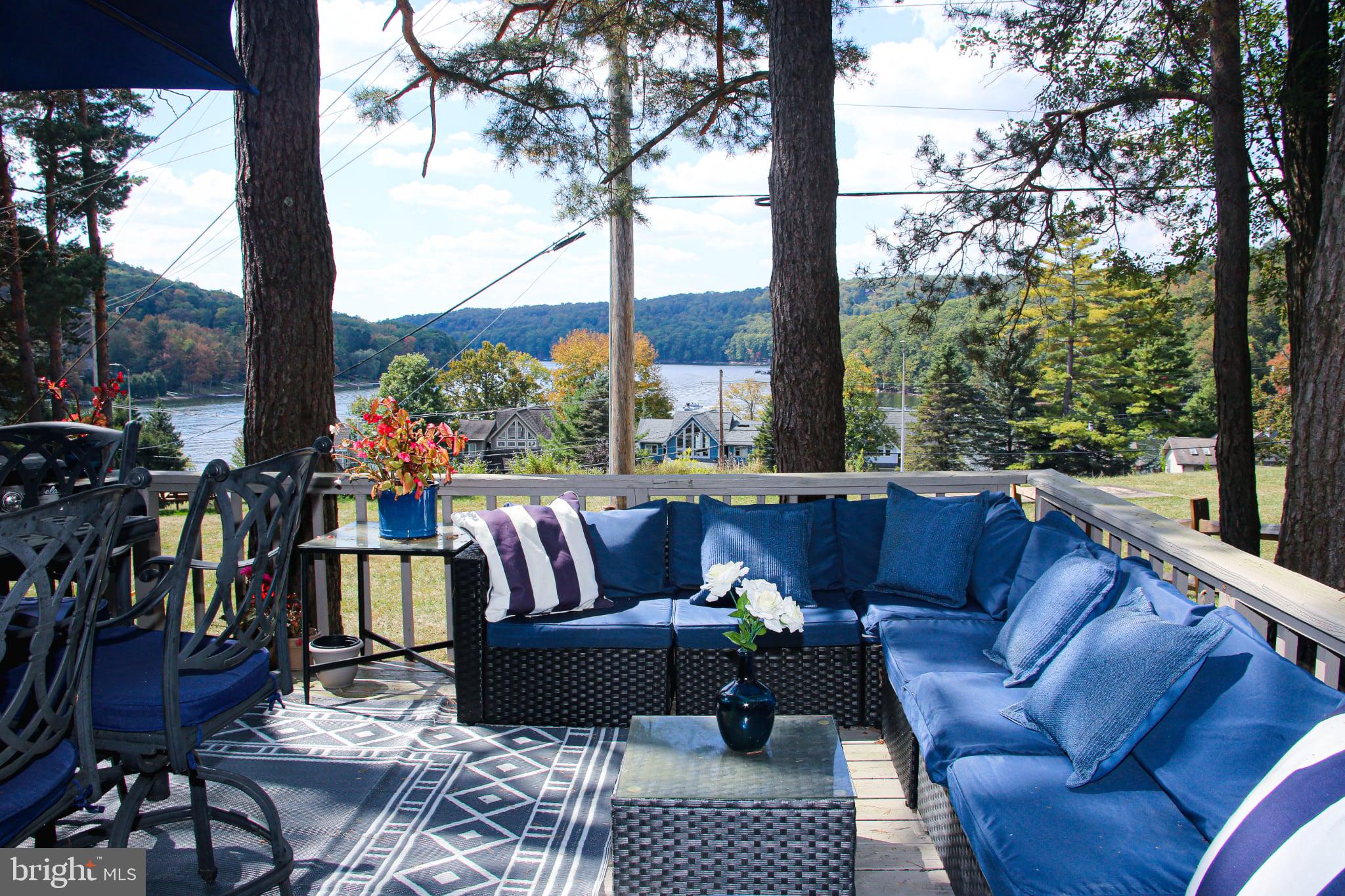 STONE TAVERN - Residential