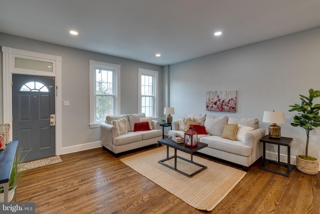 Photo of 622 Fremont Street, Lancaster, PA 17603 (MLS # PALA2044070)