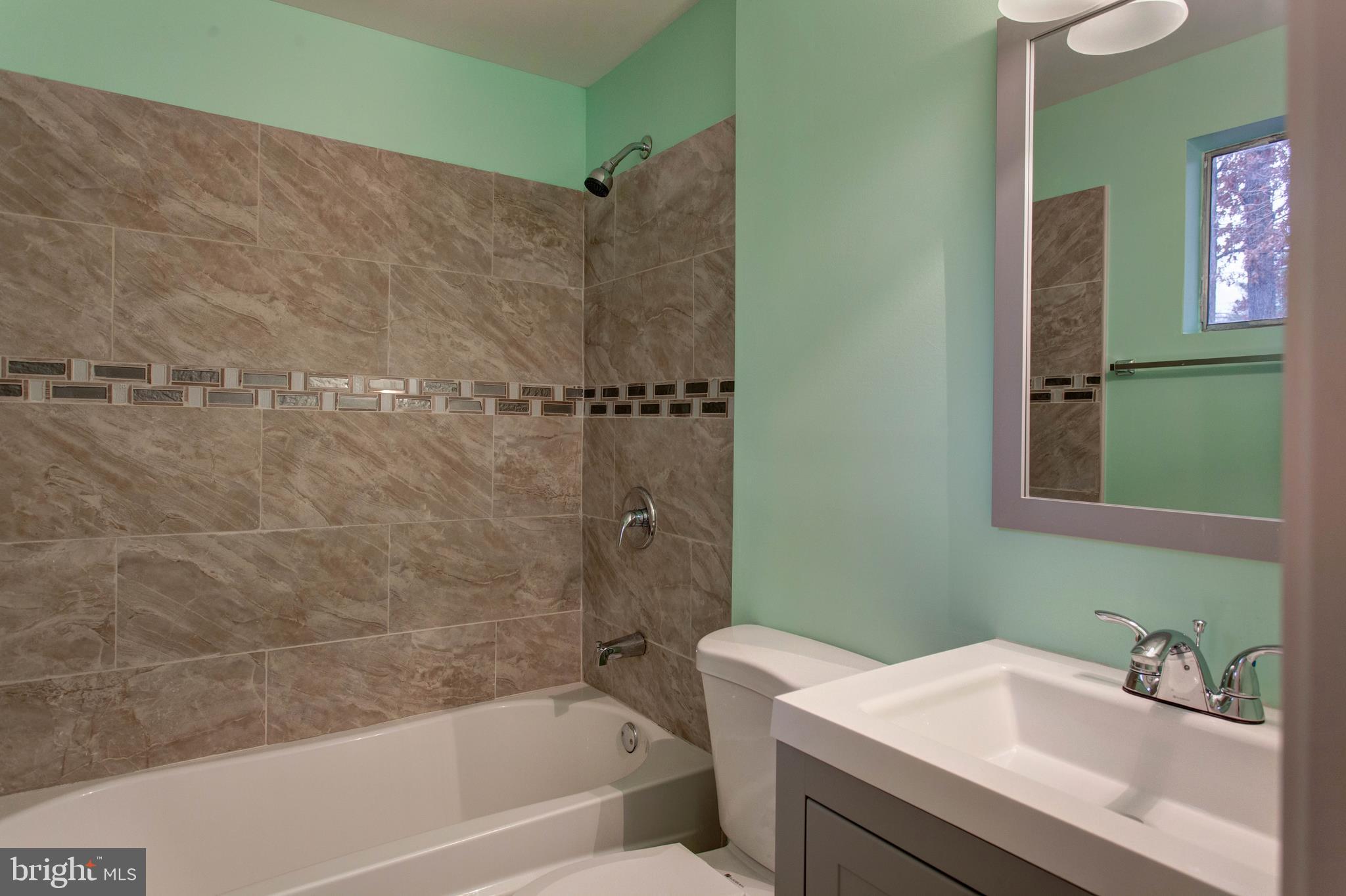 PINEHURST ESTATES - Residential