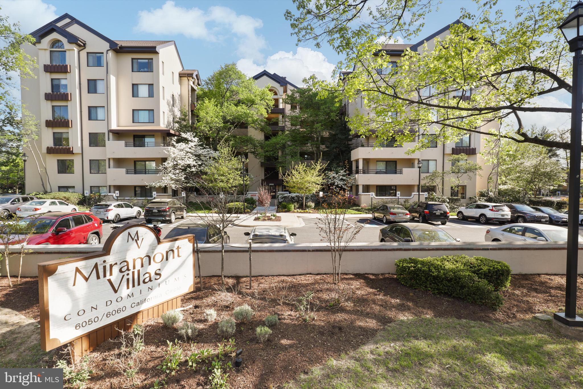 MIRAMONT VILLAS - Residential