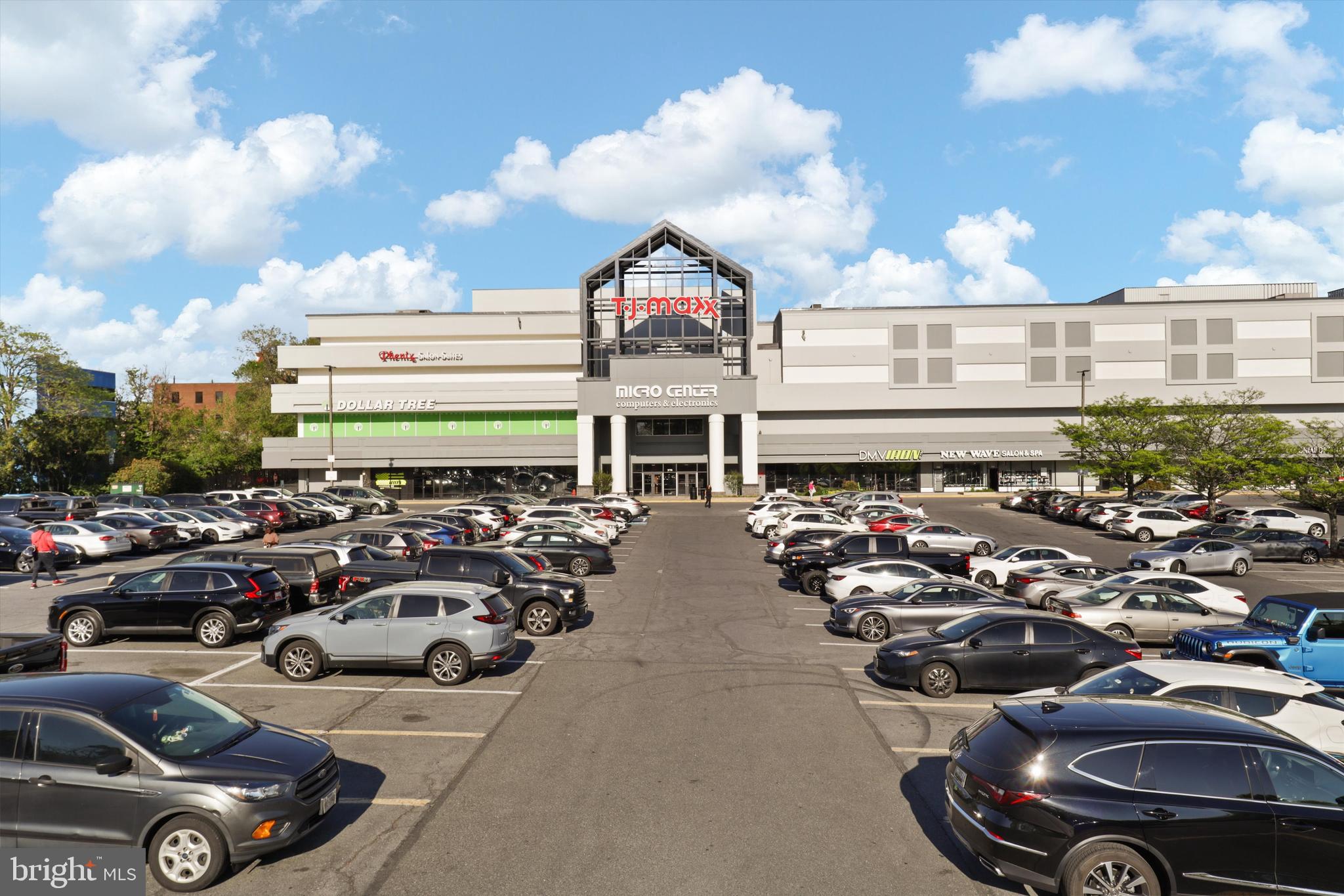 MIRAMONT VILLAS - Residential