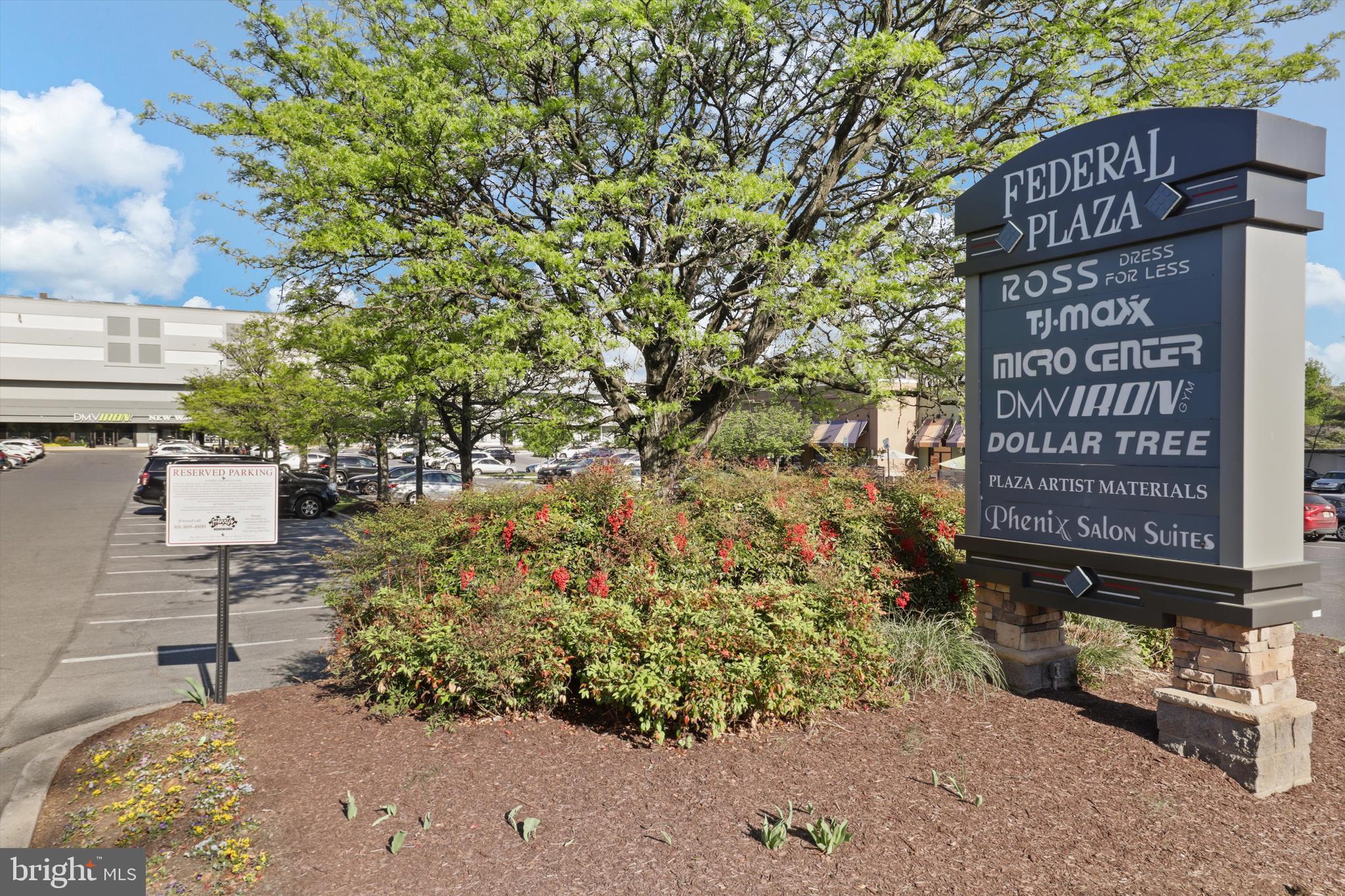 MIRAMONT VILLAS - Residential